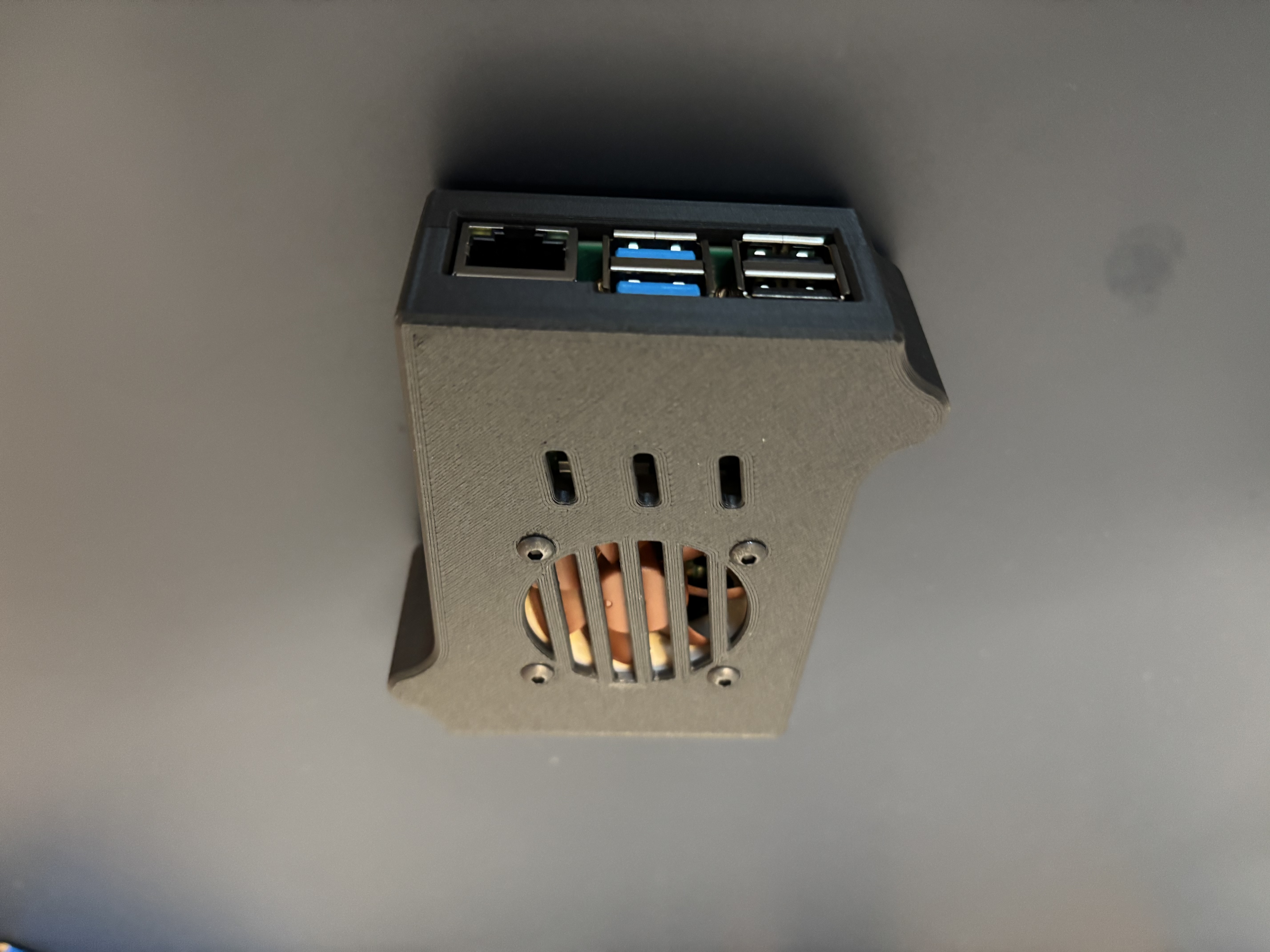 Miniatura 2 do modelo 3D Raspberry Pi4 case