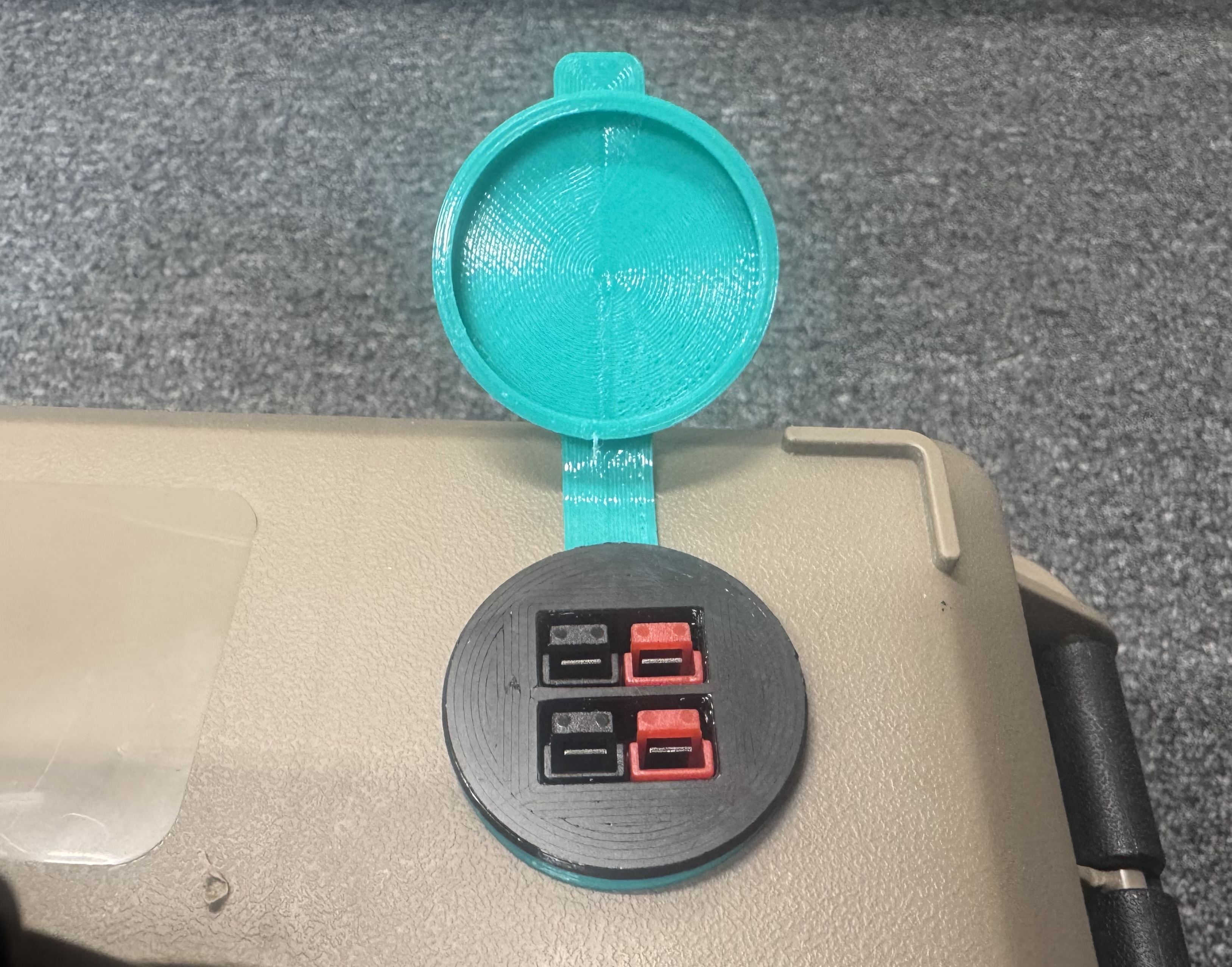 Panel Mount Housing for Two Powerpole Connectors (optionally waterproof)