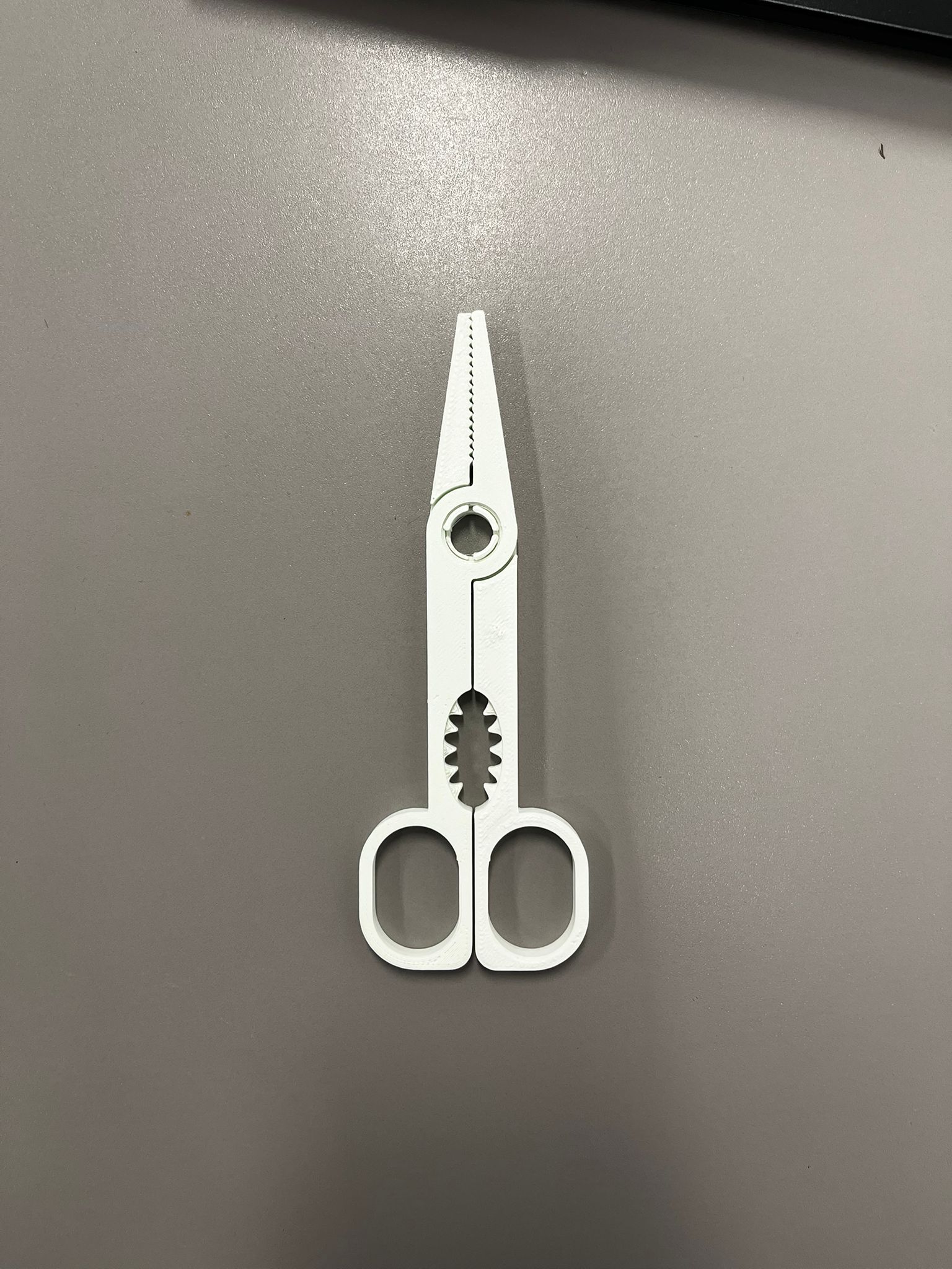 Nut_cracker + Tweezer