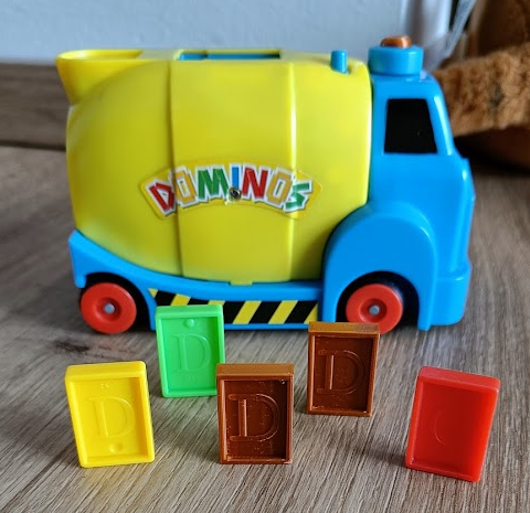 Simba Domino Truck (parts)