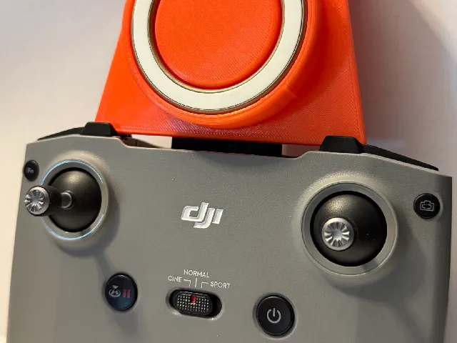 DJI Remote Control MagSafe Mount for iPhone
