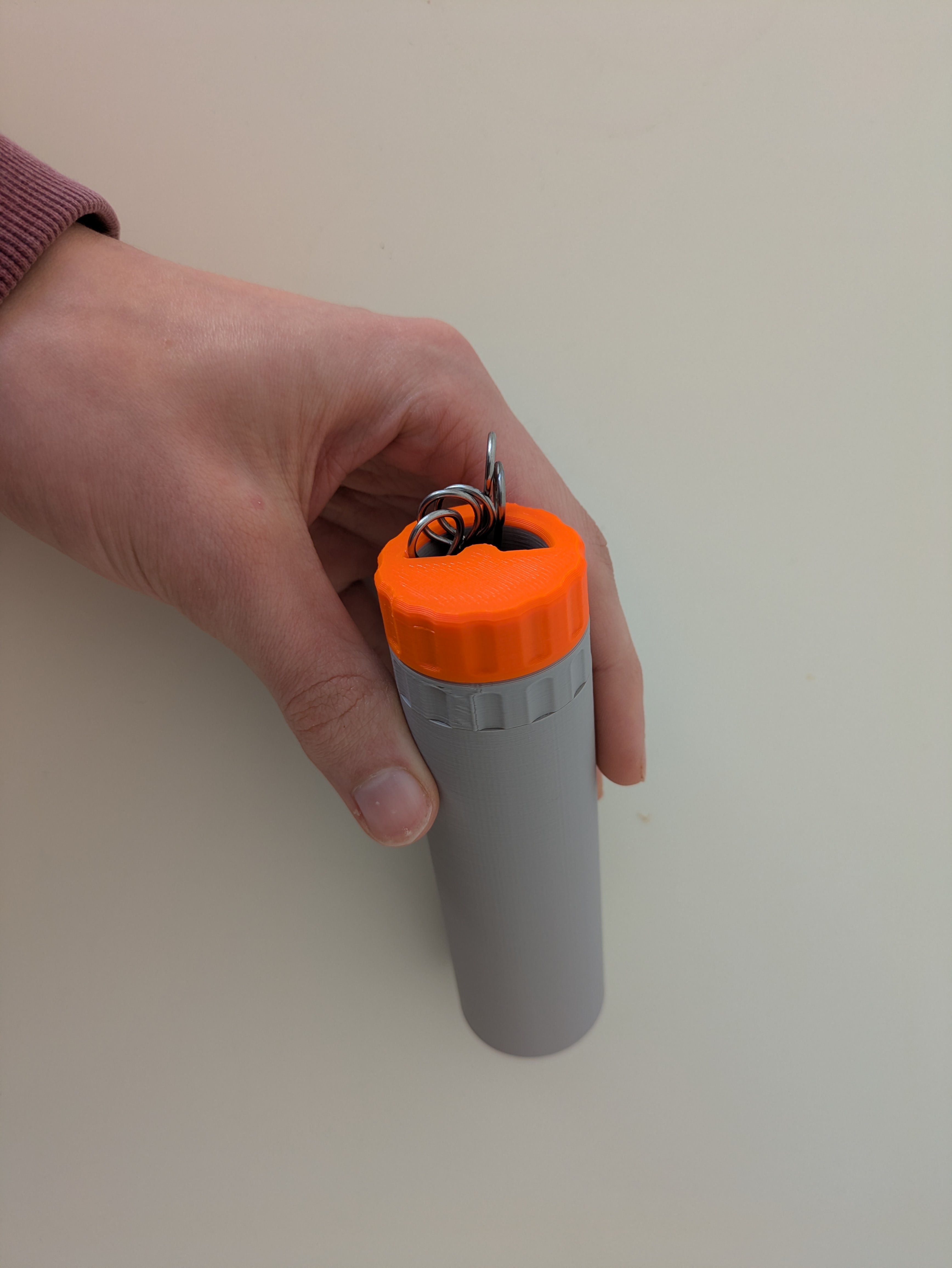 Screw container with twist-to-open lid 3D model