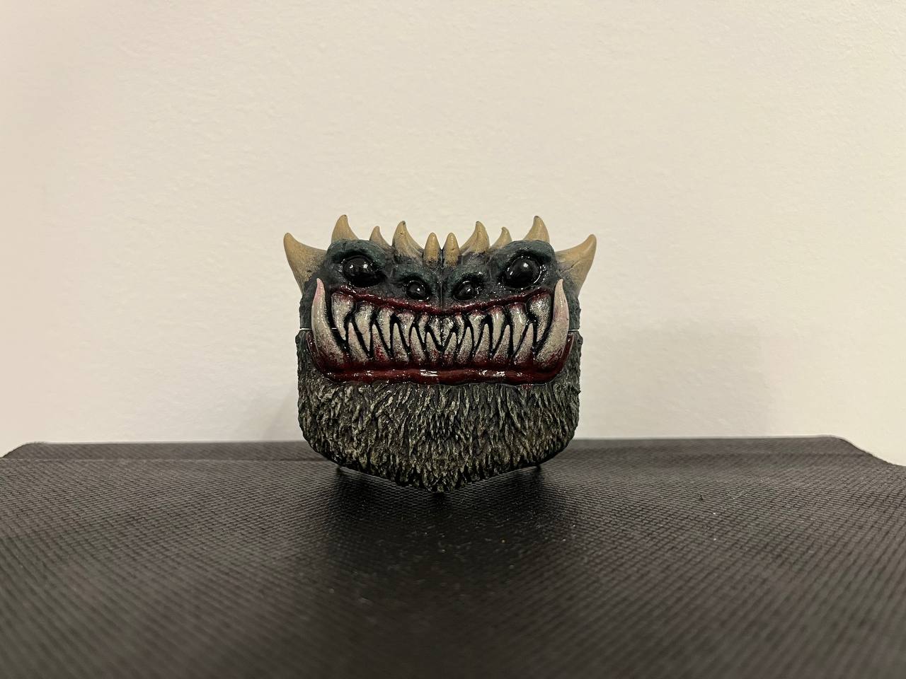 Earbud Eater 5000 — thumbnail 4