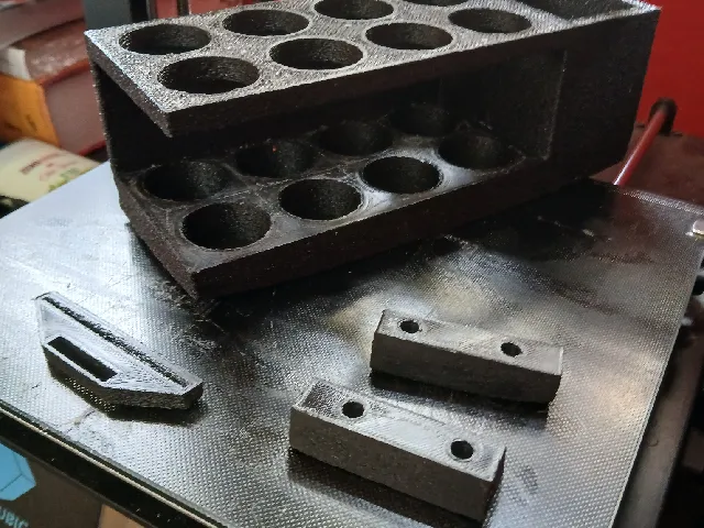 Toothbrush holder for 8