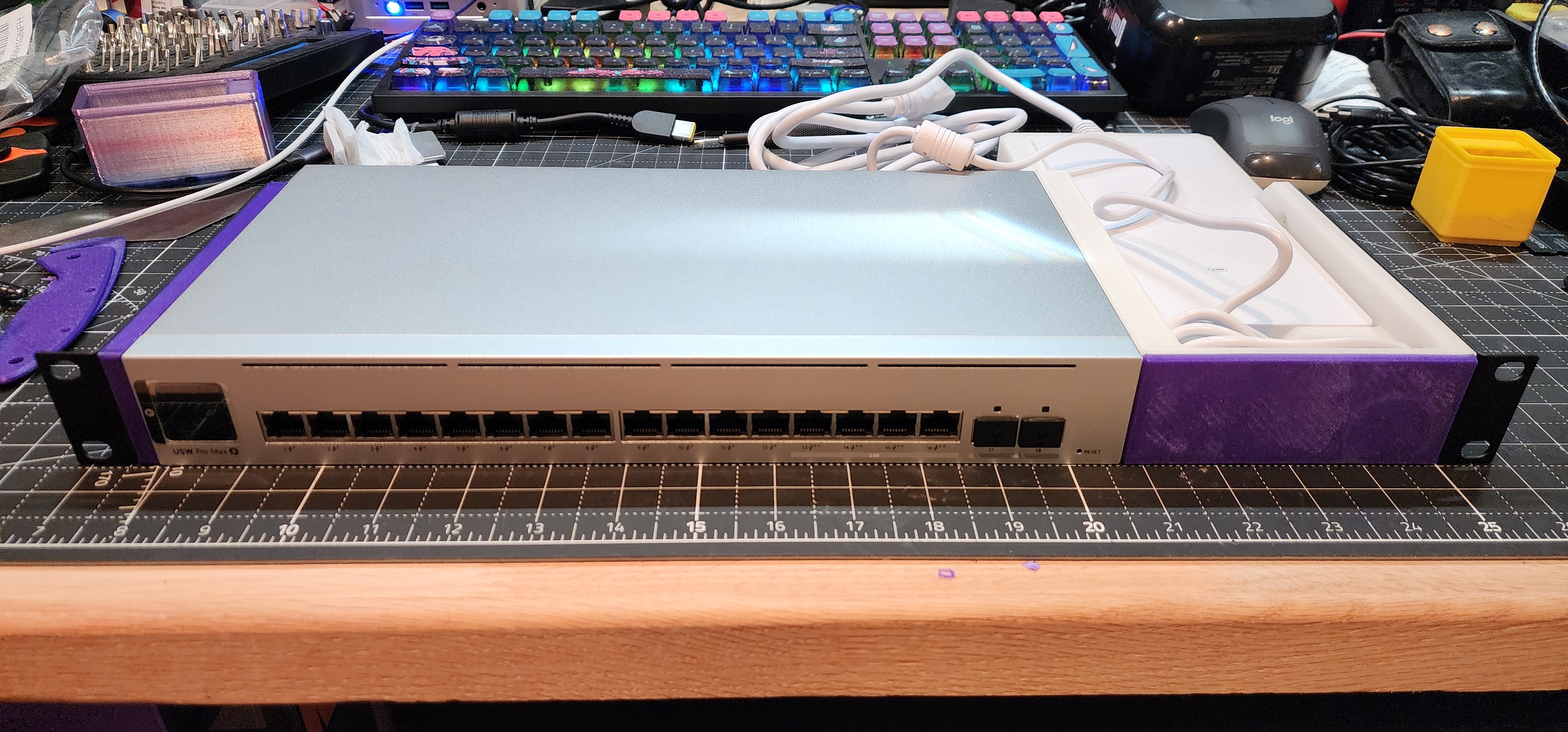 Ubiquiti USW Pro Max 16 PoE Rack Mount