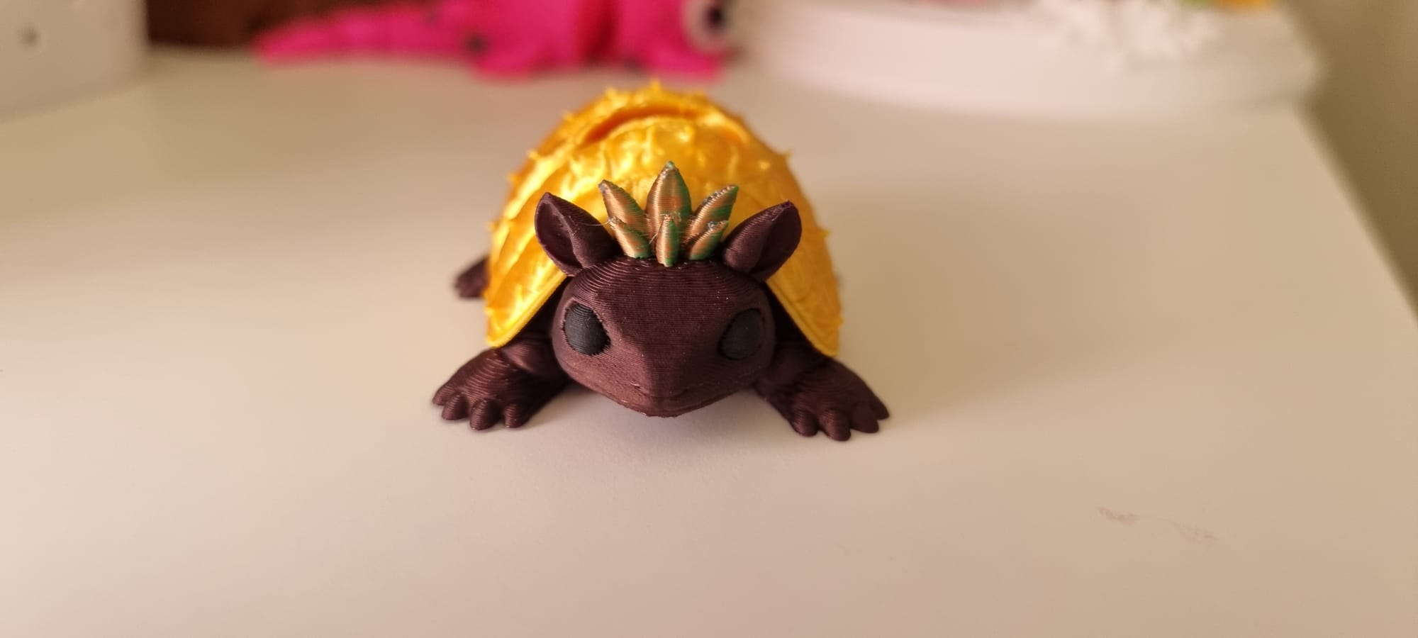 Pineapple armadillo flexi articulated fidget toy