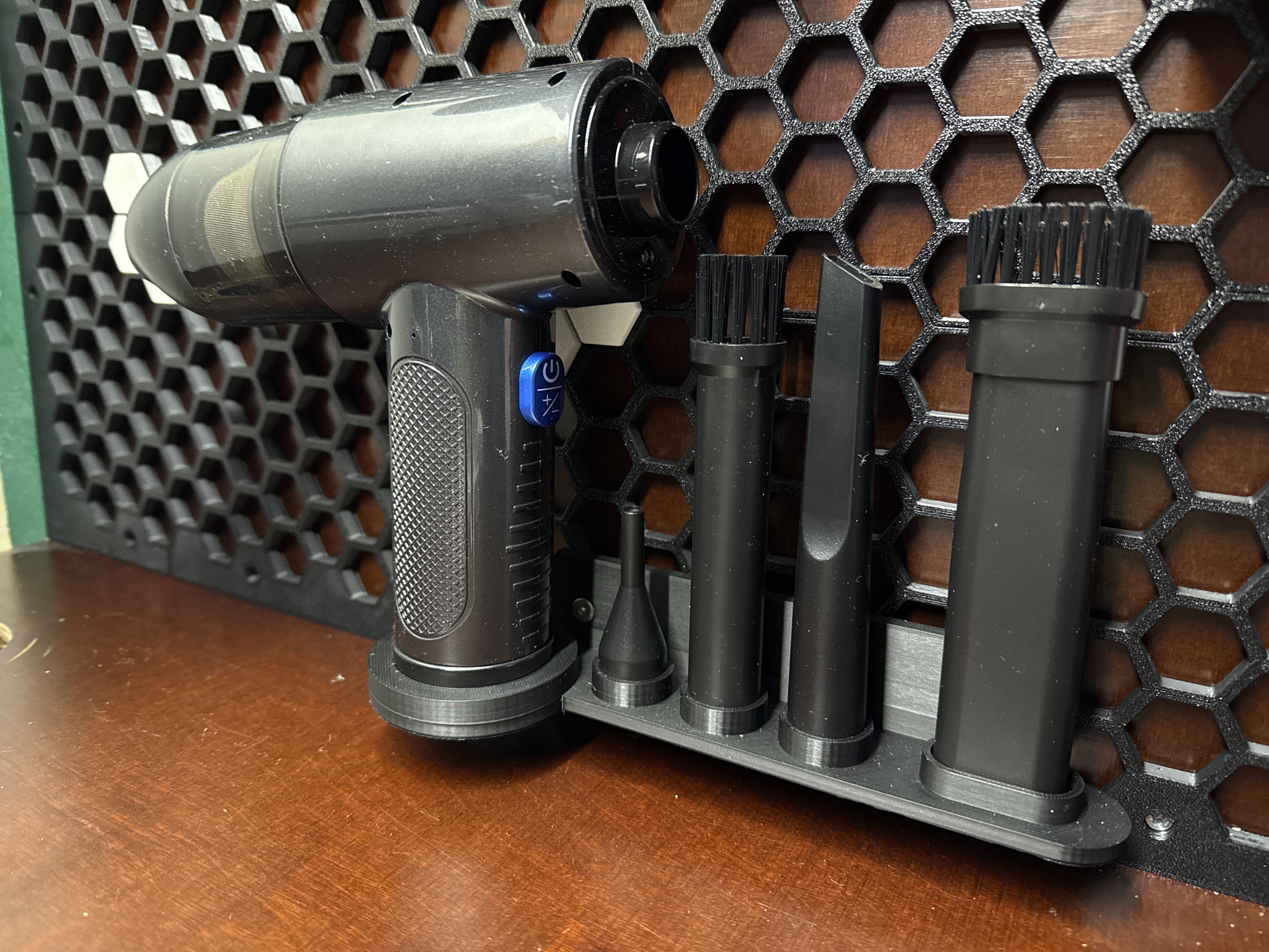 HSW Koenic Hand Vacuum Holder