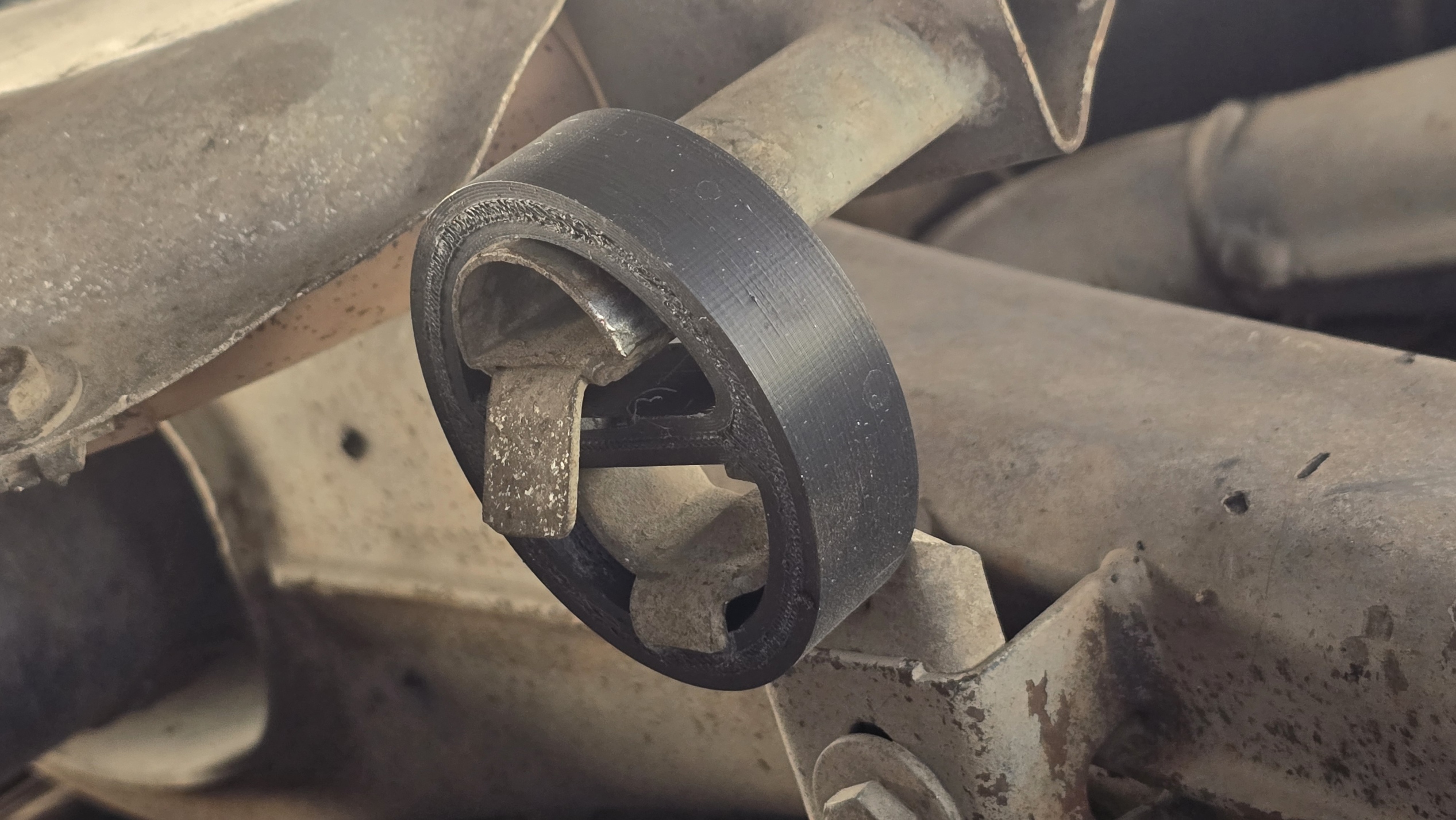 BMW E28 Exhaust Hangers