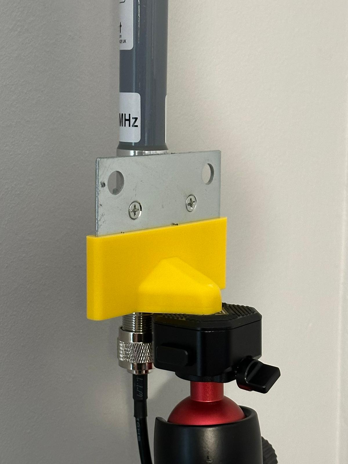 Tripod PiHut 60cm ADSB antenna holder 3D model