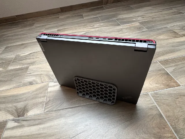 Lenovo P16 Gen2 Stand