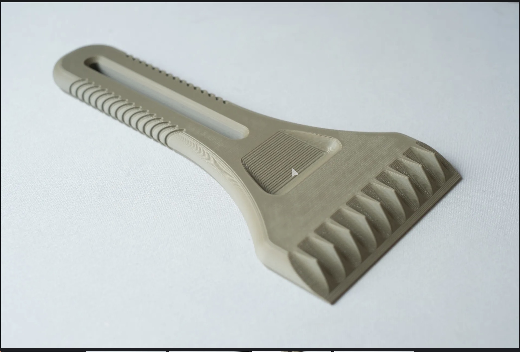 Ice scraper
