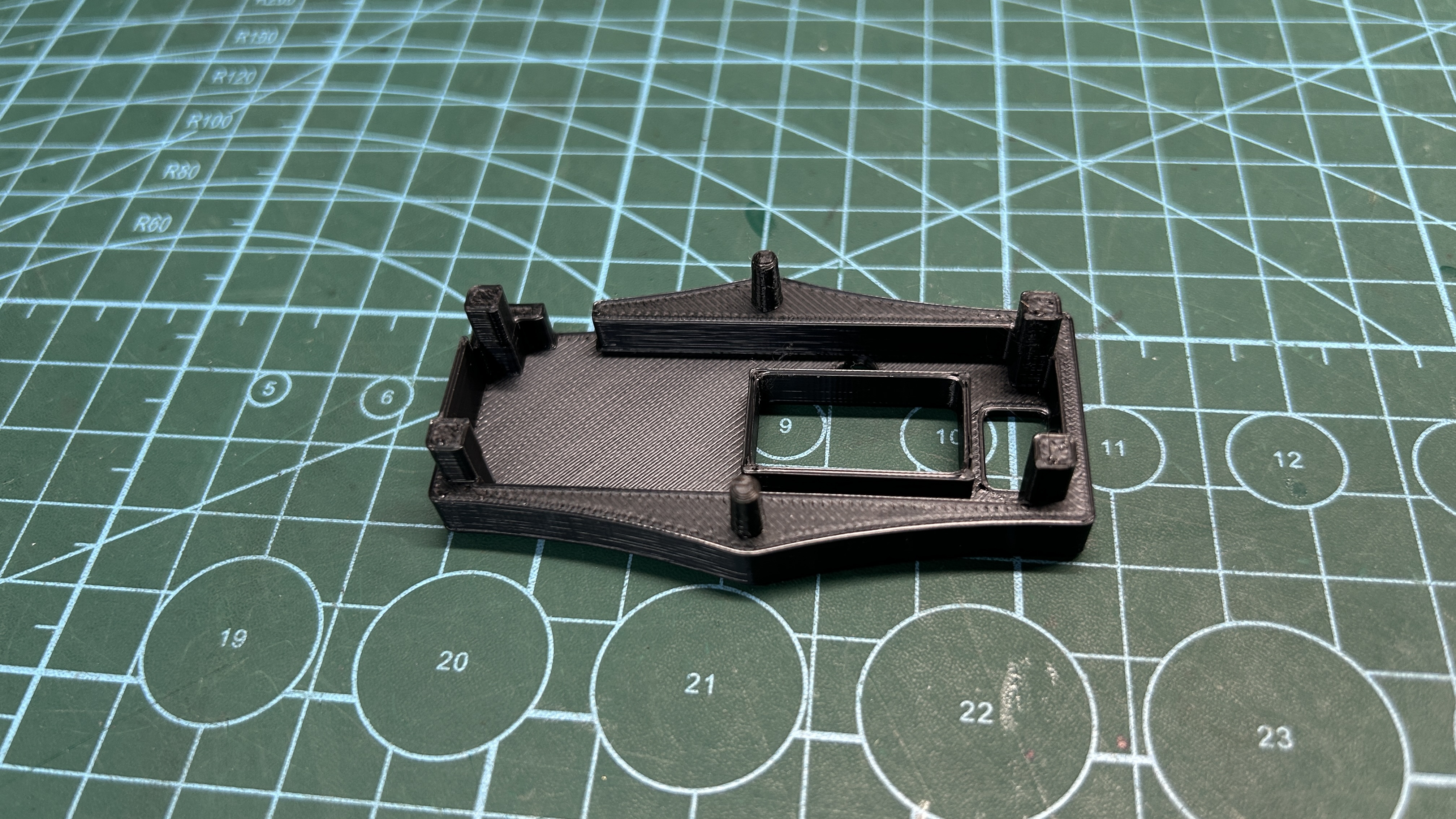 Miniatura 2 do modelo 3D USB Variable Power Supply Case