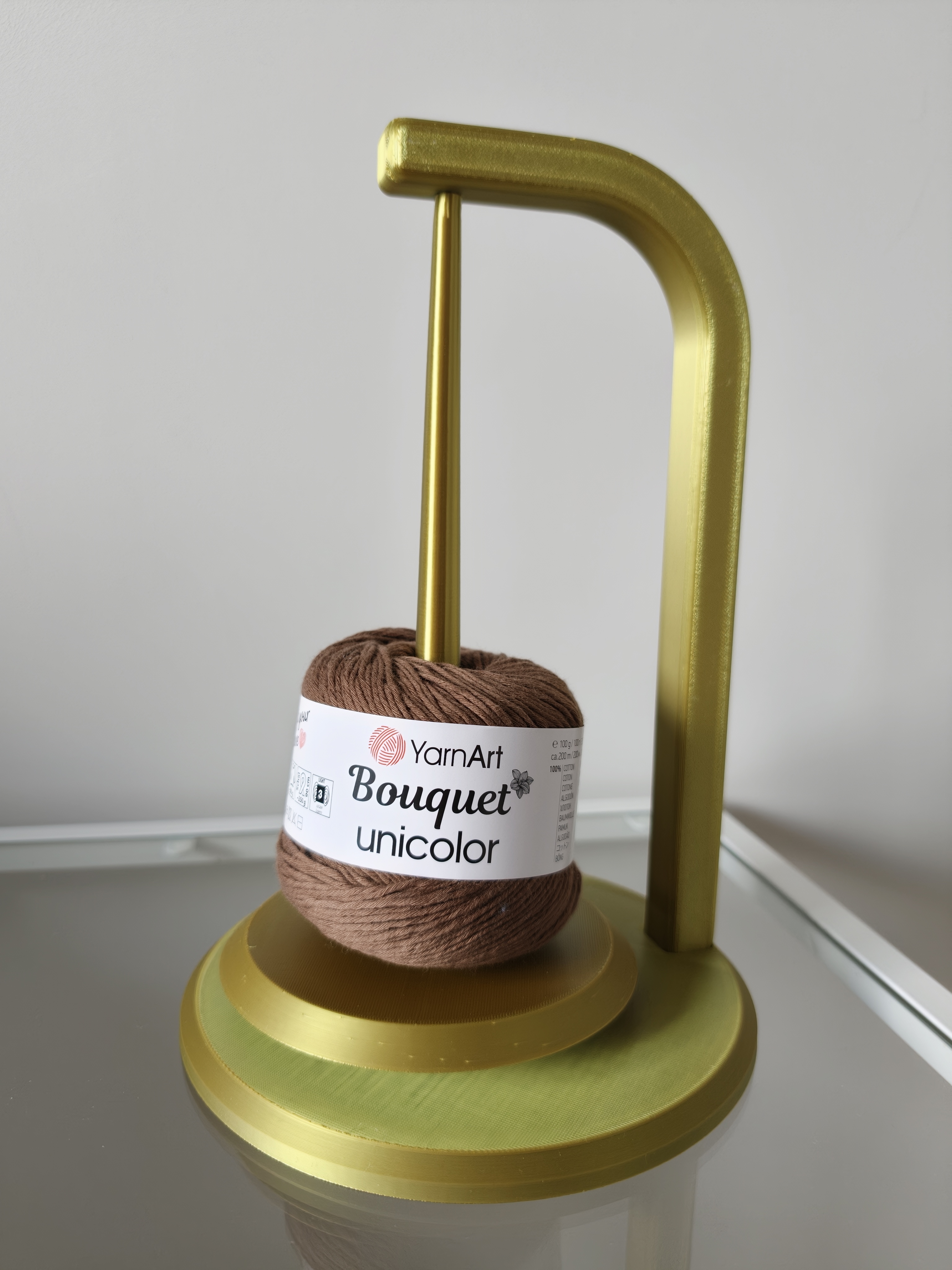 Knitting yarn spool holder wool dispenser