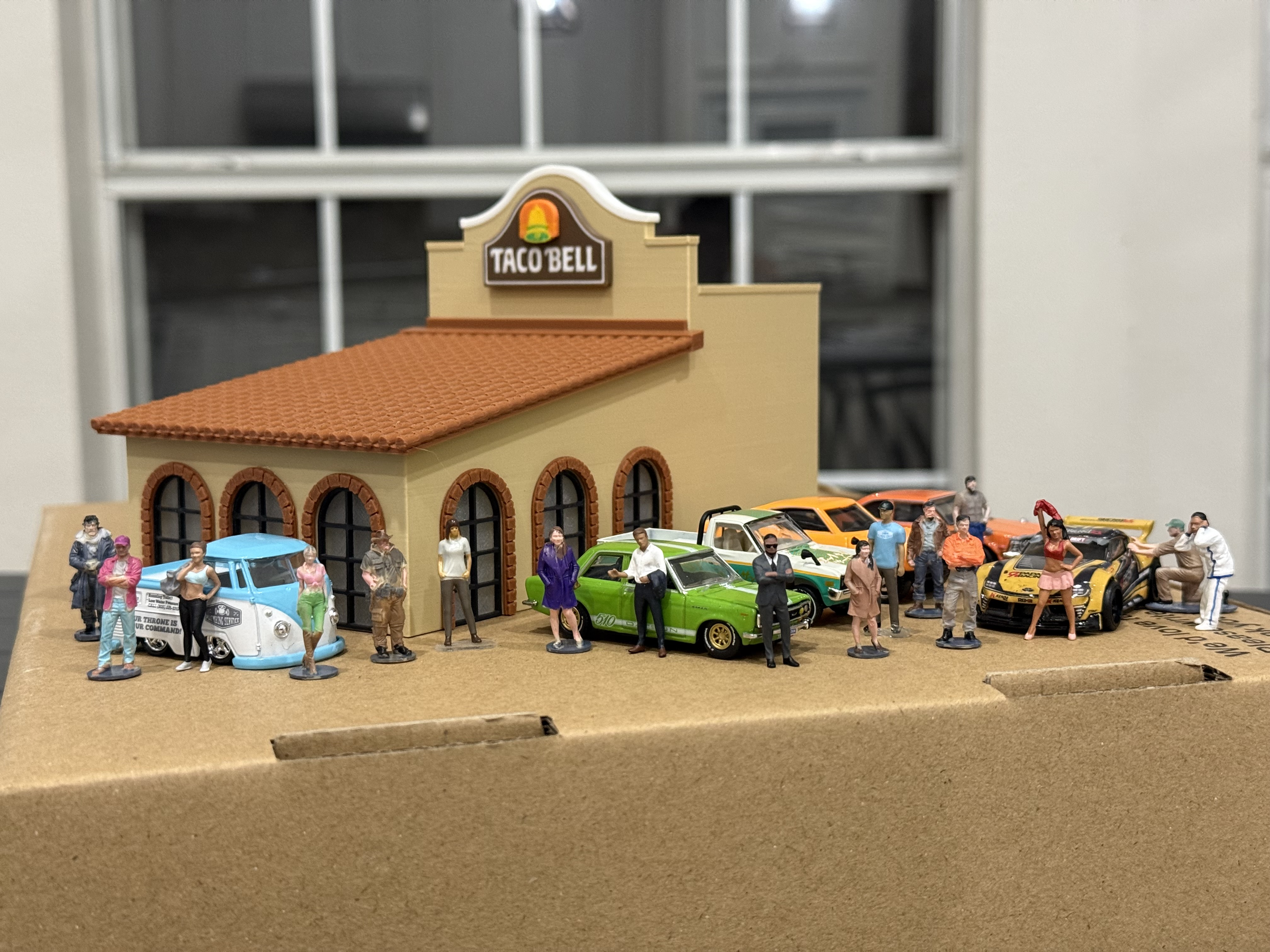 1:64 Classic Taco Bell Diorama — thumbnail 2