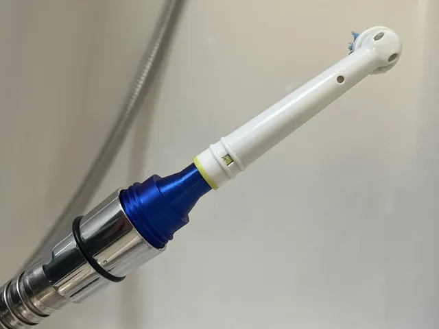Oral-B Toothbrush Head Deep Cleaning Adapter (Shower Hose Attachment)