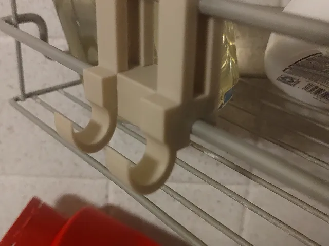 Extensible Shower Hook