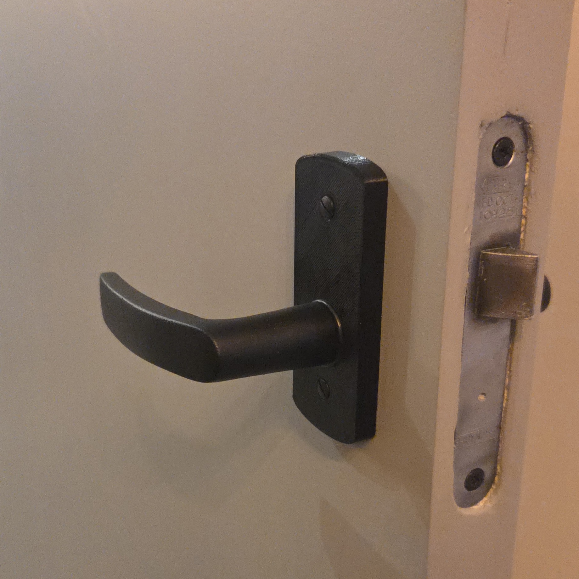 Doorhandle plate based on Noxxa aluline