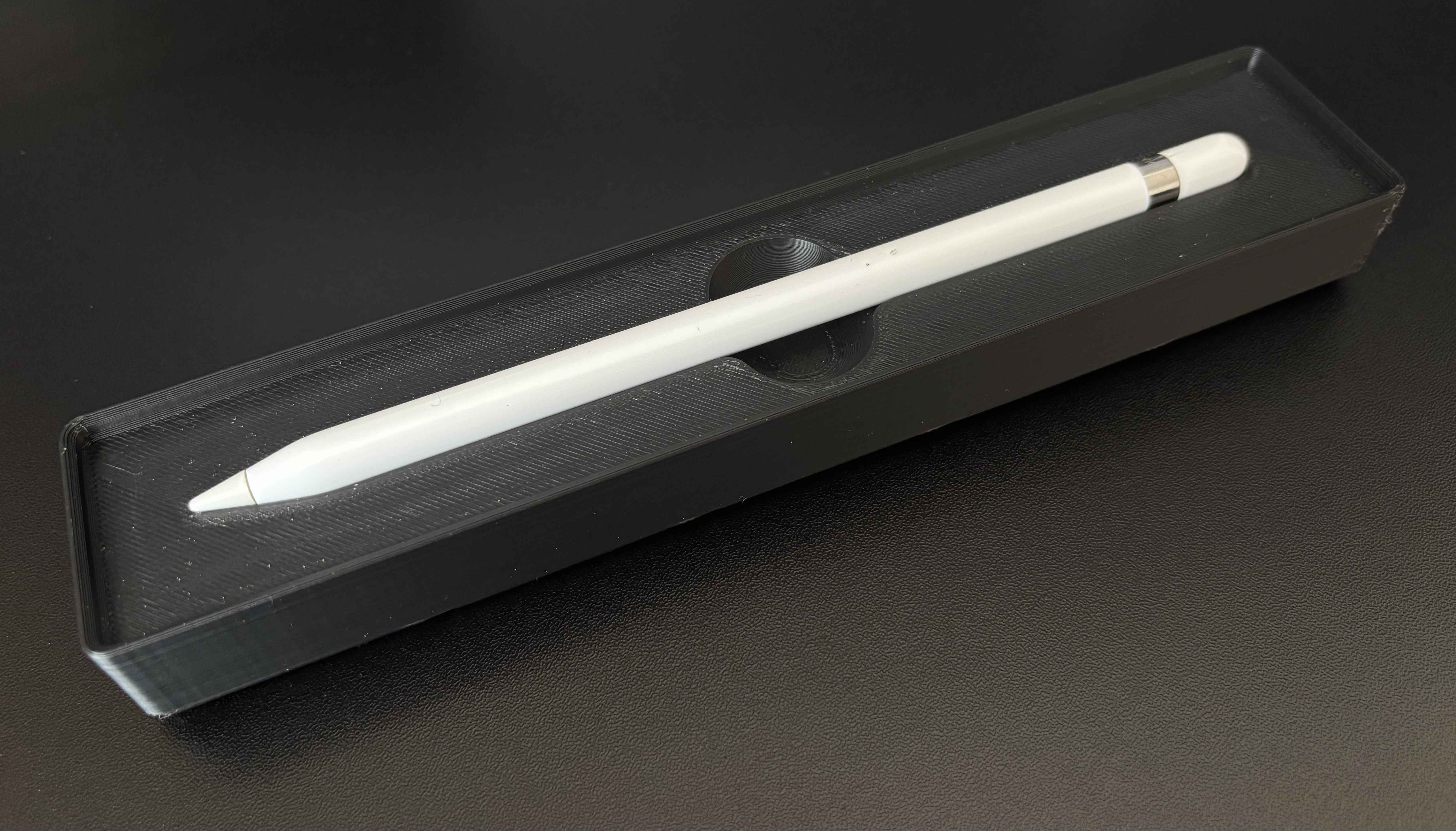 Apple Pencil (1st Gen) Gridfinity Tray (1x5x3)