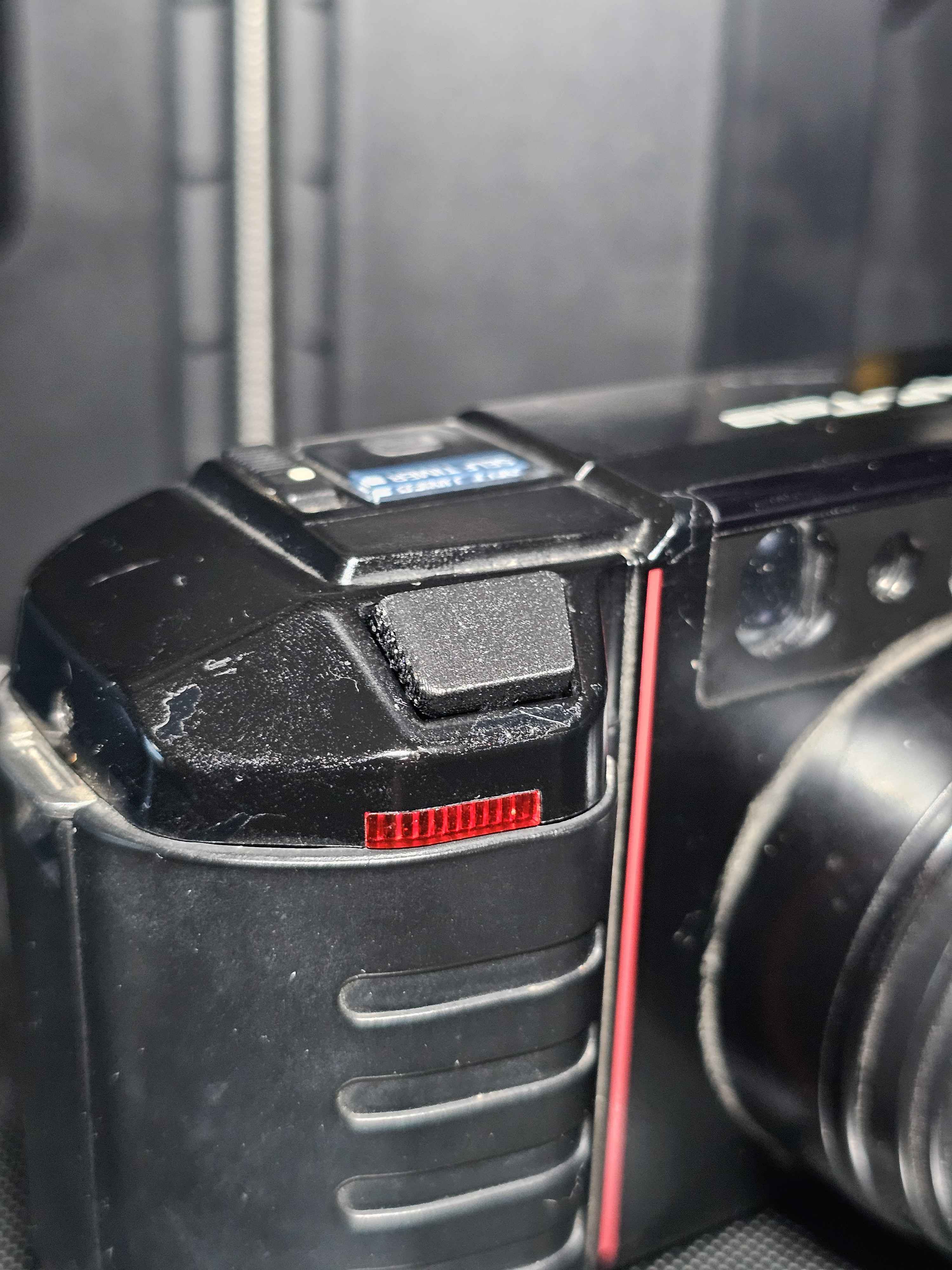 Minolta AF-Tele Shutter Button