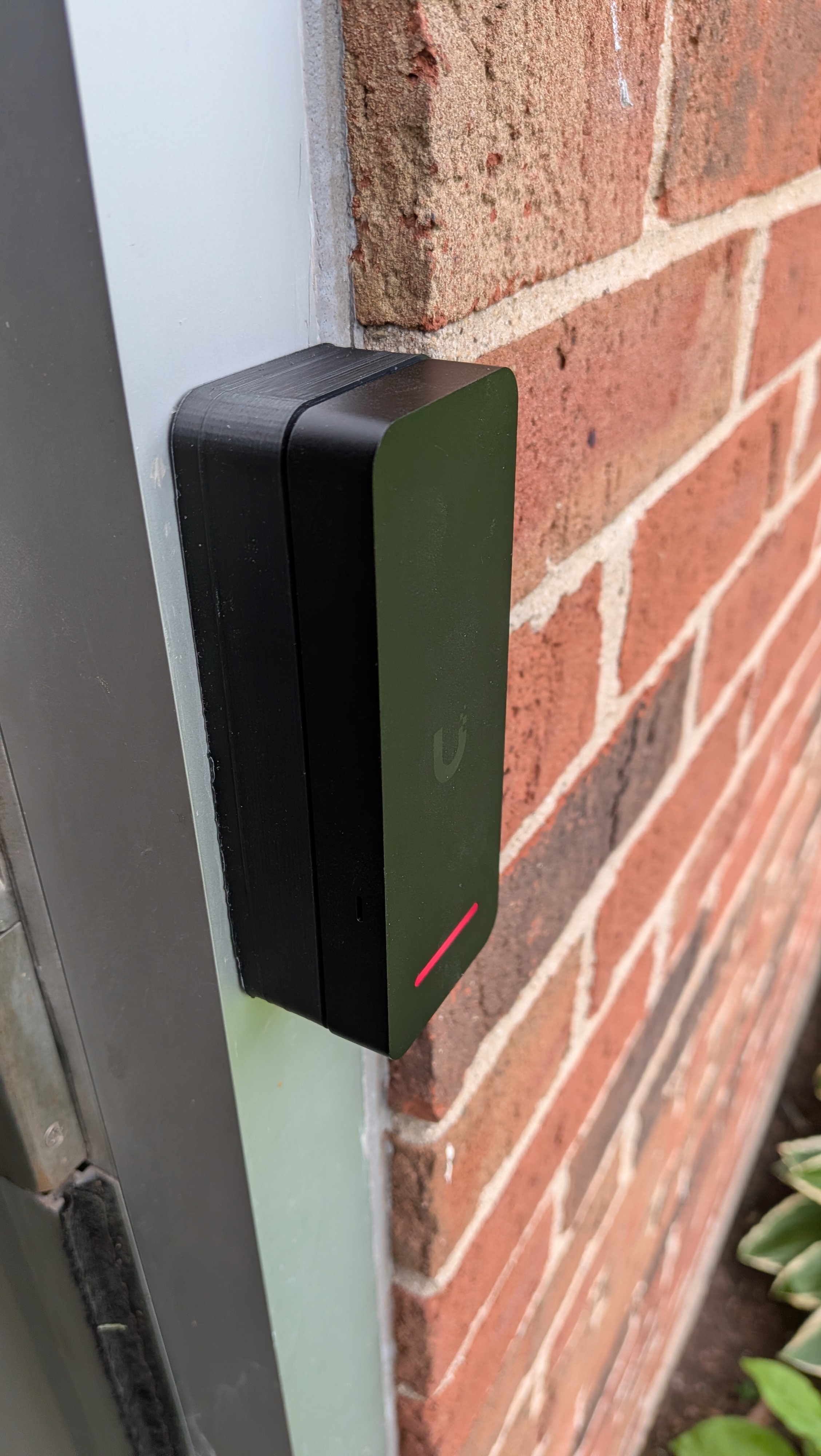 Unifi UA-Retrofit-Reader wall mount