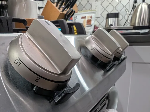 Stove Knob Lockout for Gas Ranges