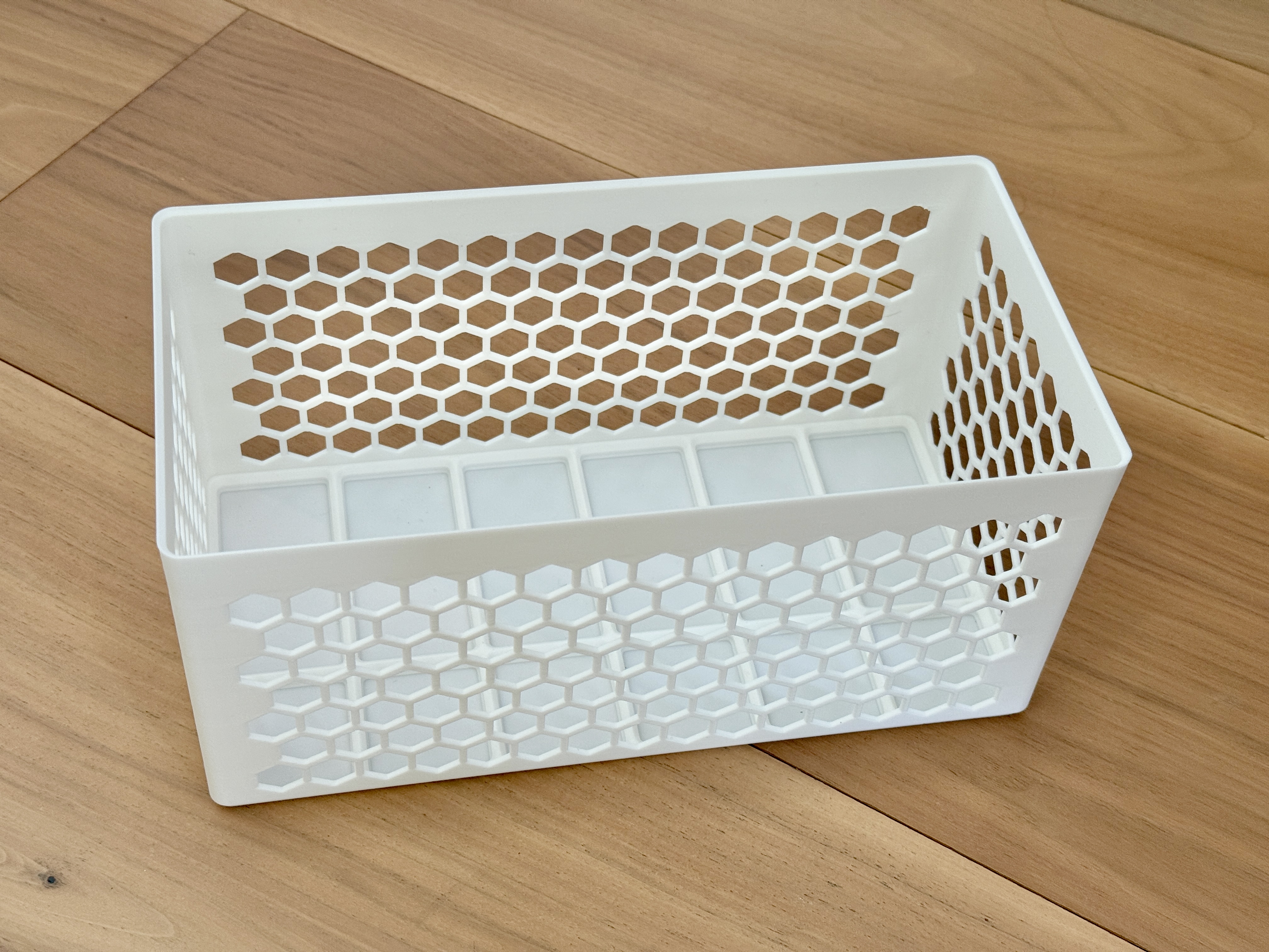Parametric Stackable Gridfinity Storage Basket - Updated