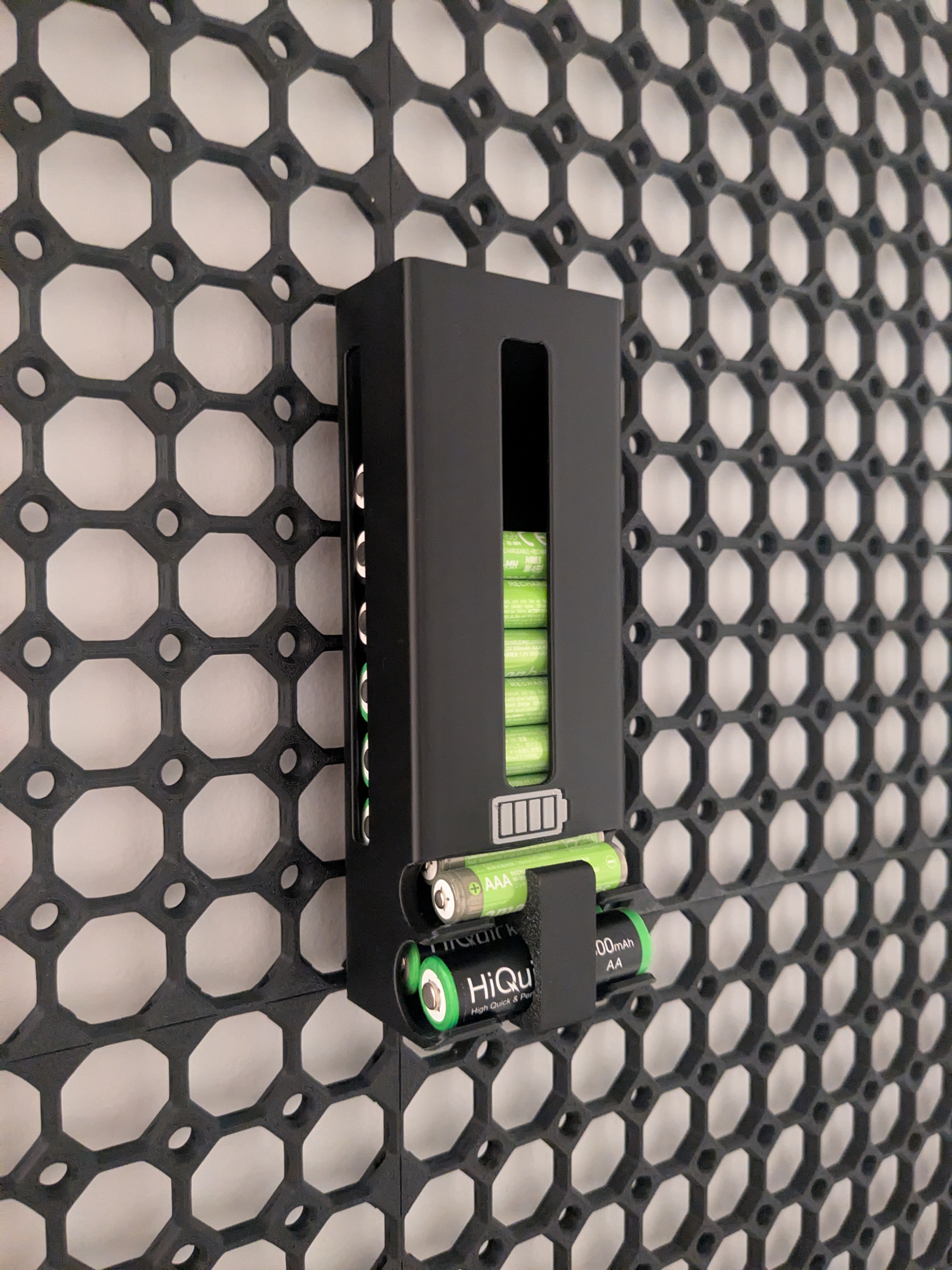 AA & AAA Battery Dispenser for Multiboard — miniatura 3