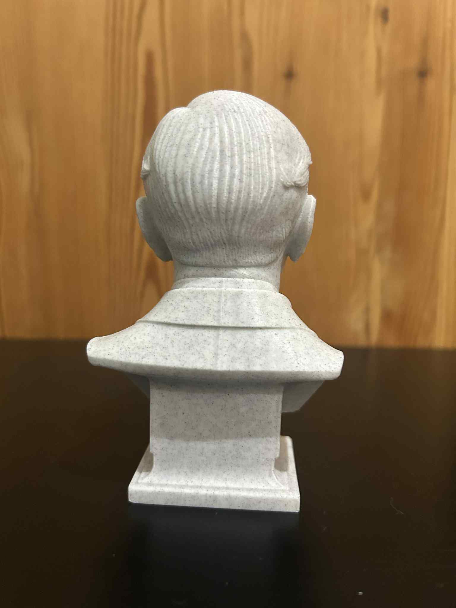 Alexander Fleming – Bust — thumbnail 4
