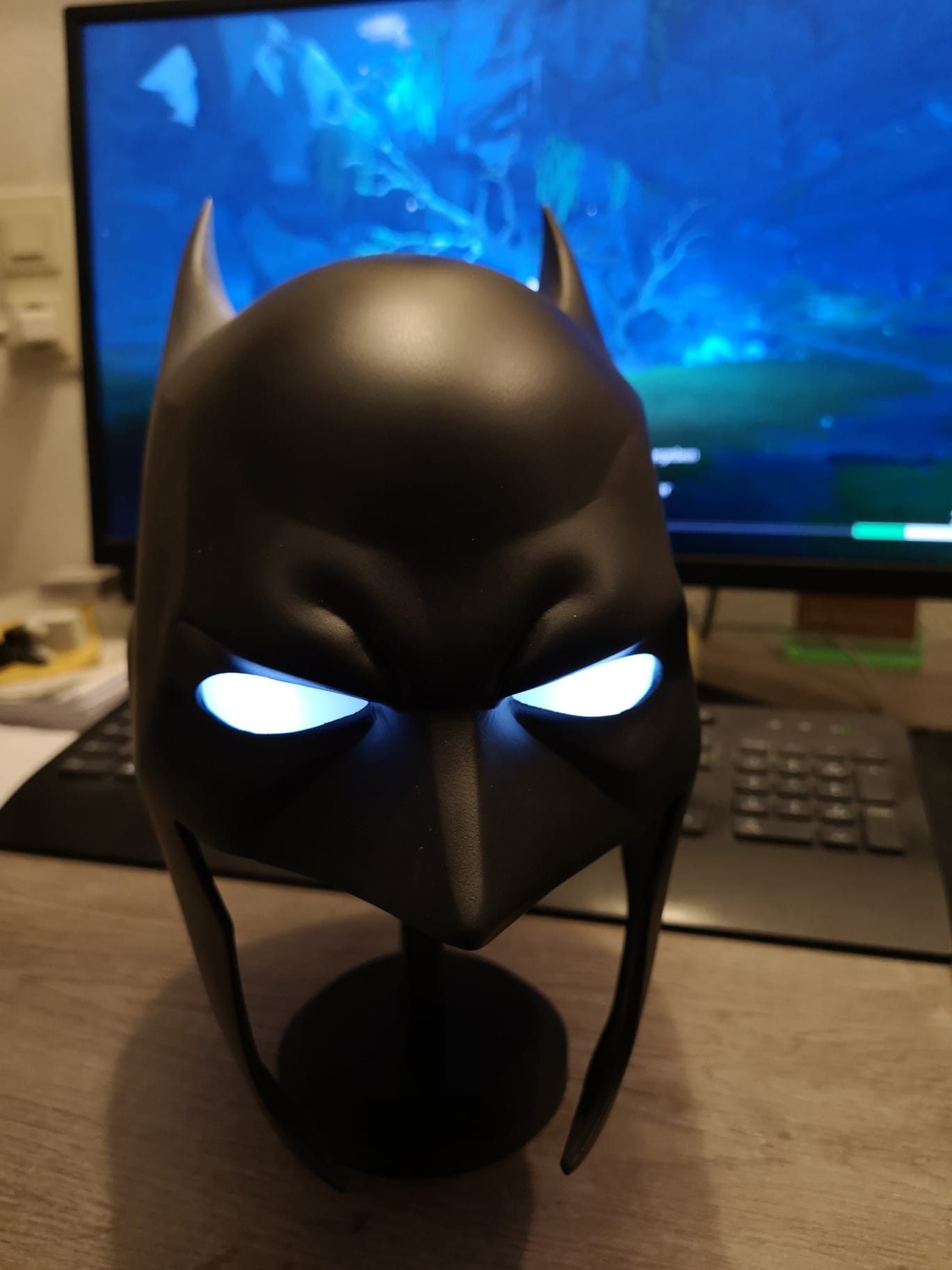 Batman Helmet Stand — miniatura 2