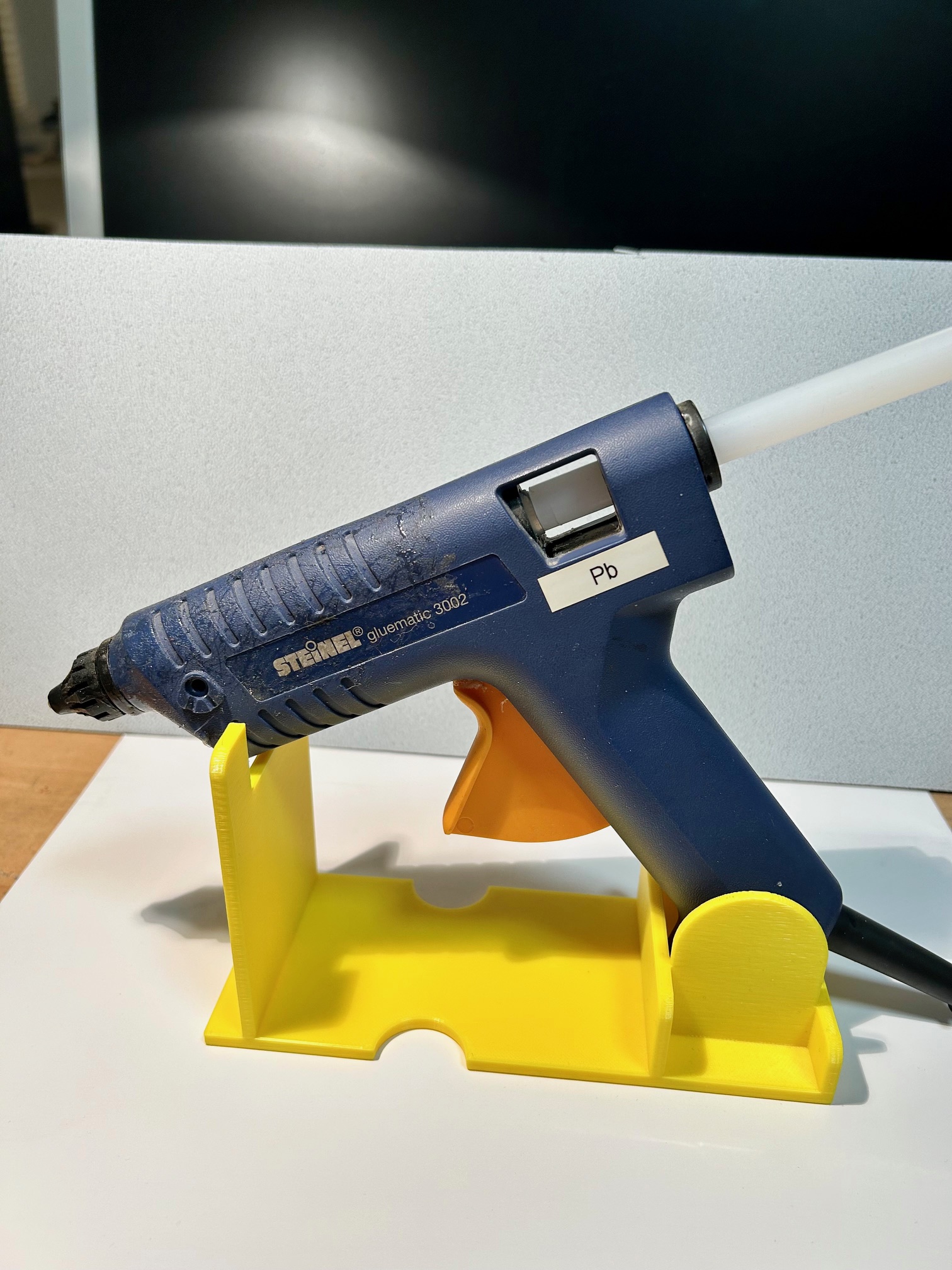 Hot glue gun station (Ständer Heissklebepistole) NEW VERSION 2026