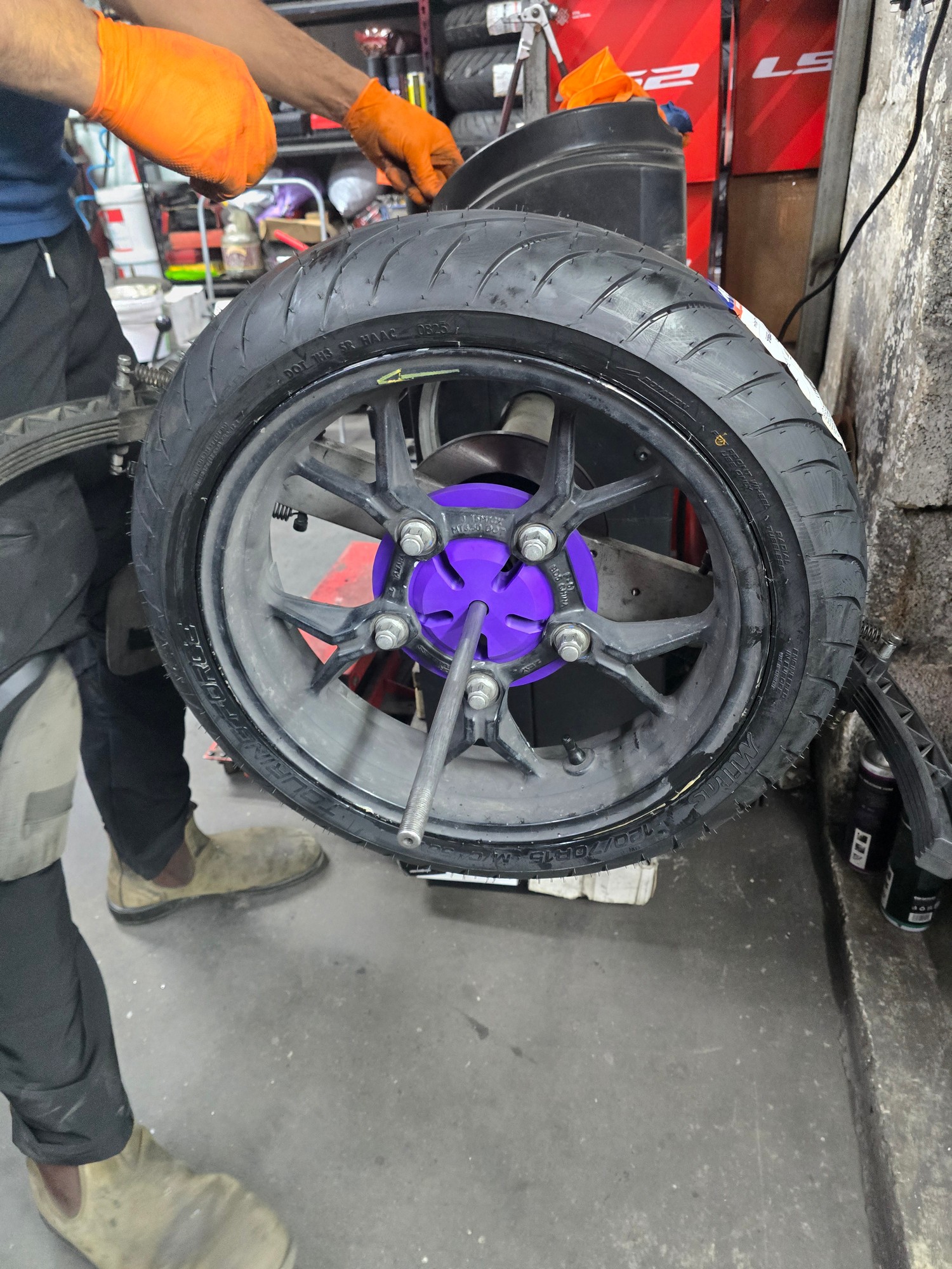 Yamaha Niken Adaptor for Wheel Balancing Machine — miniatura 6