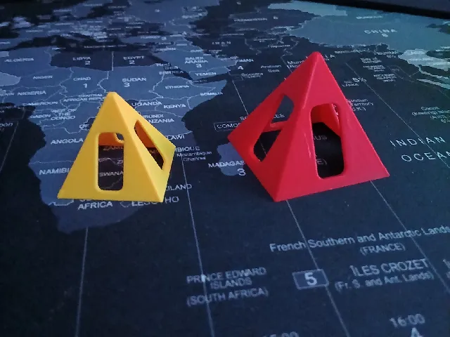 Painter's Pyramids / Minimalist Painting Stands (Lightweight & Fast Print)
