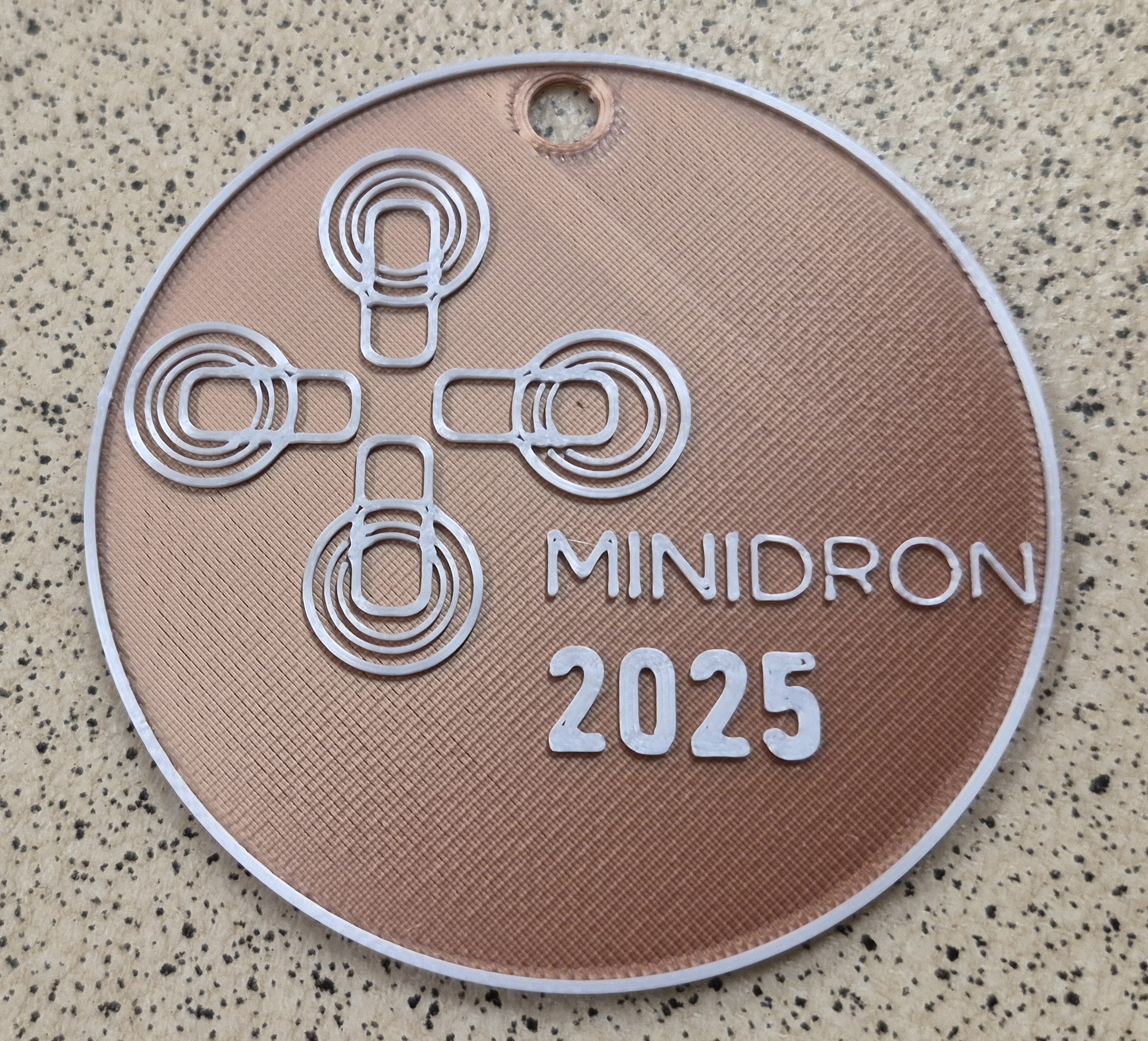 Medaile minidron 2025