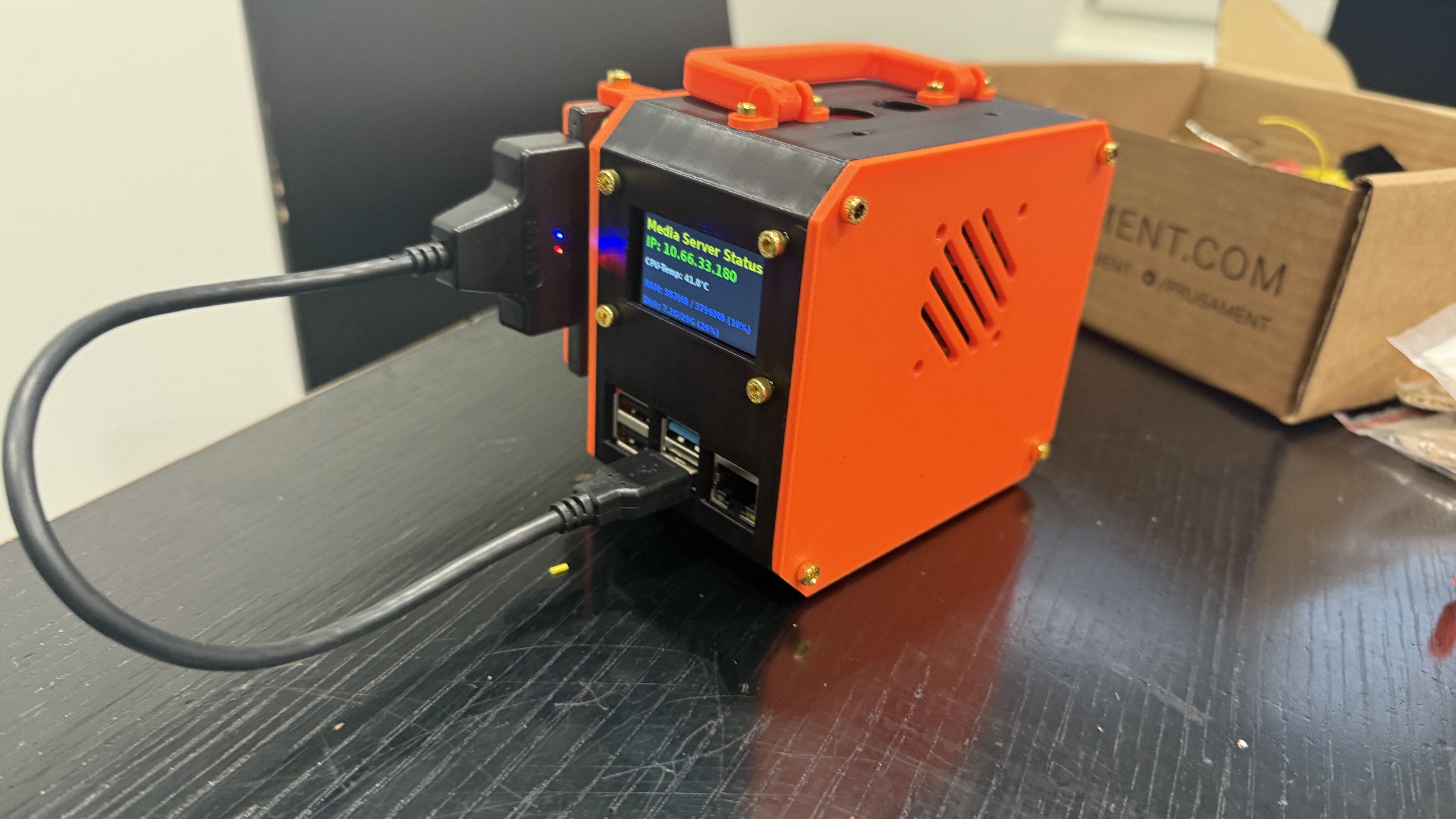 Display Mount for "Raspberry Pi Media Server"