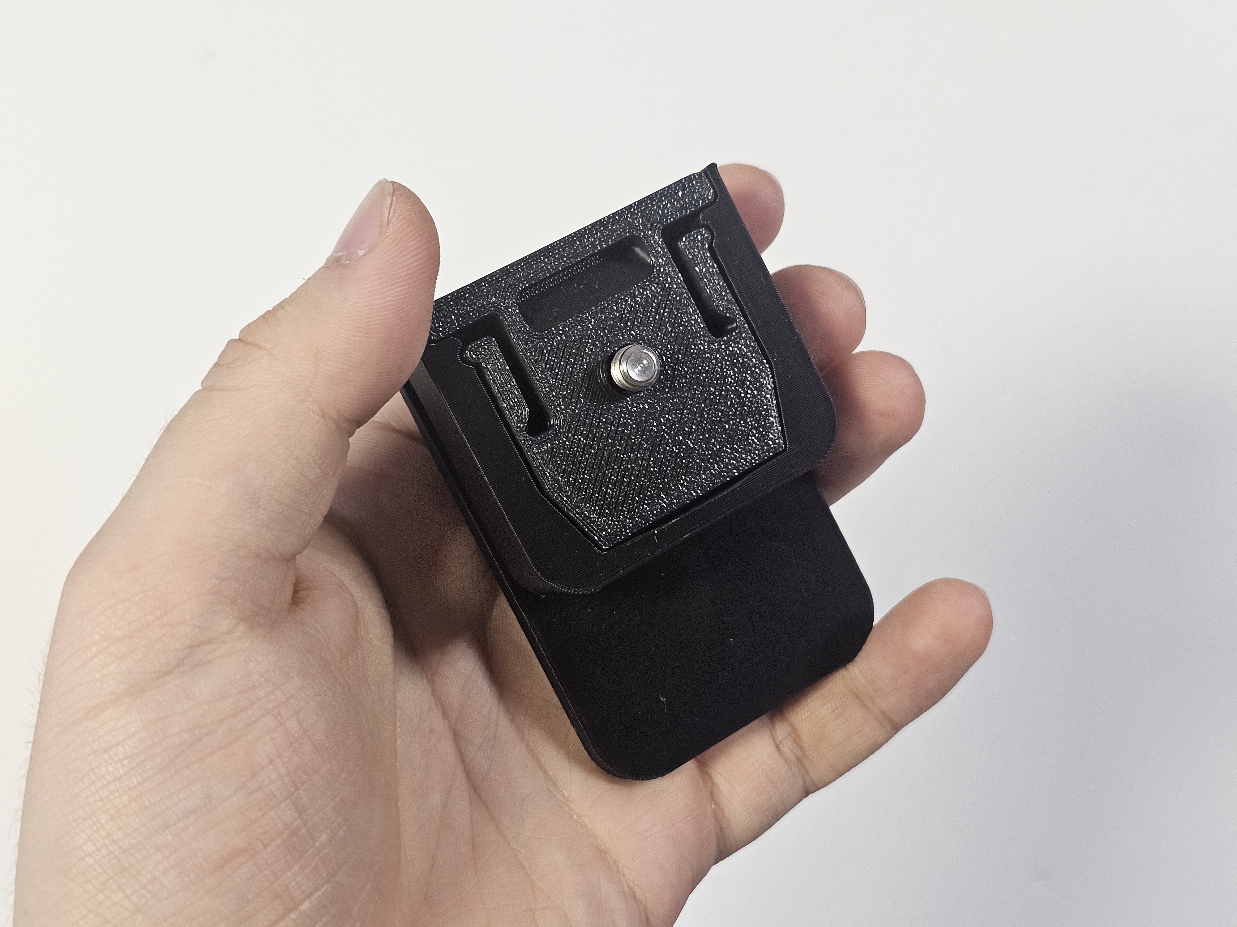 Miniatura 7 do modelo 3D Camera Backpack Clip