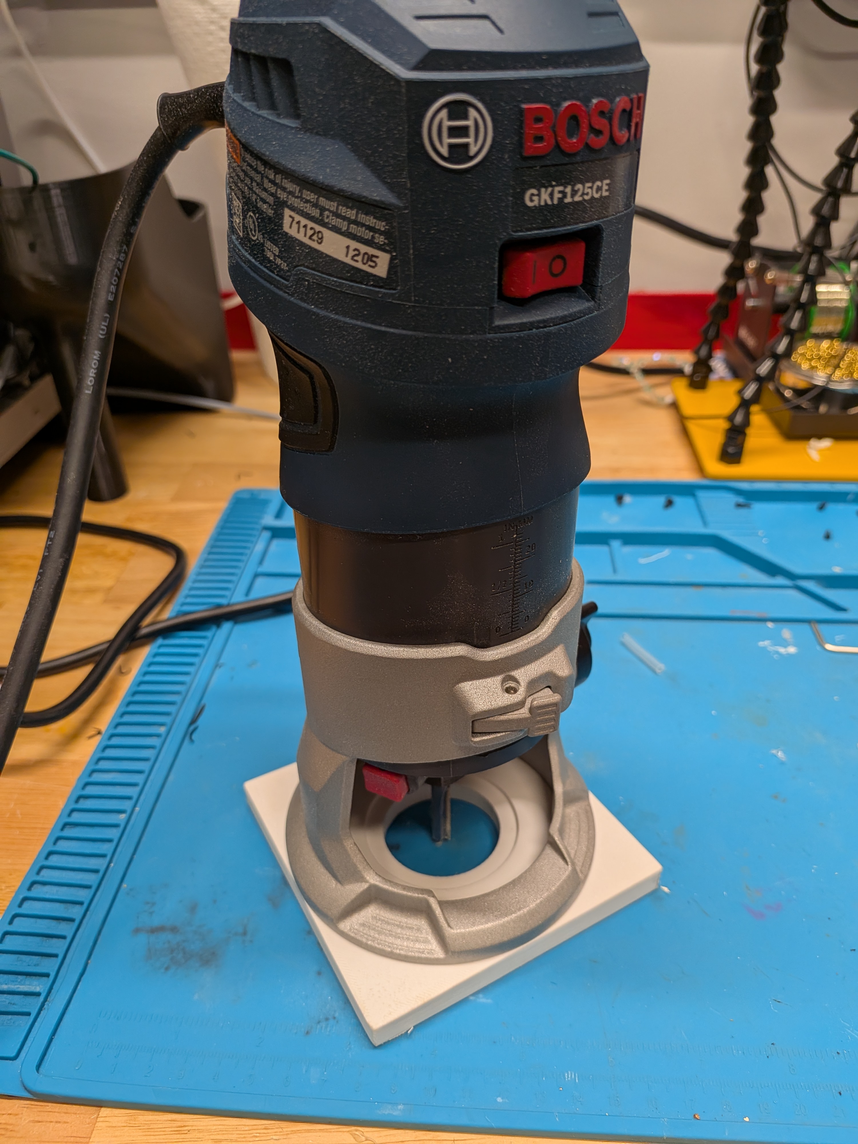 Bosch GKD125CE Square Router Base Plate