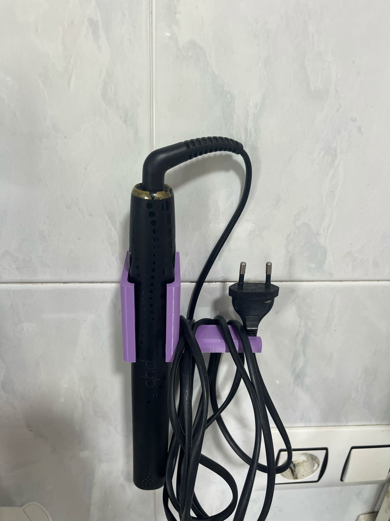 Hair straighteners wallmount / Soporte de pared para planchas del pelo