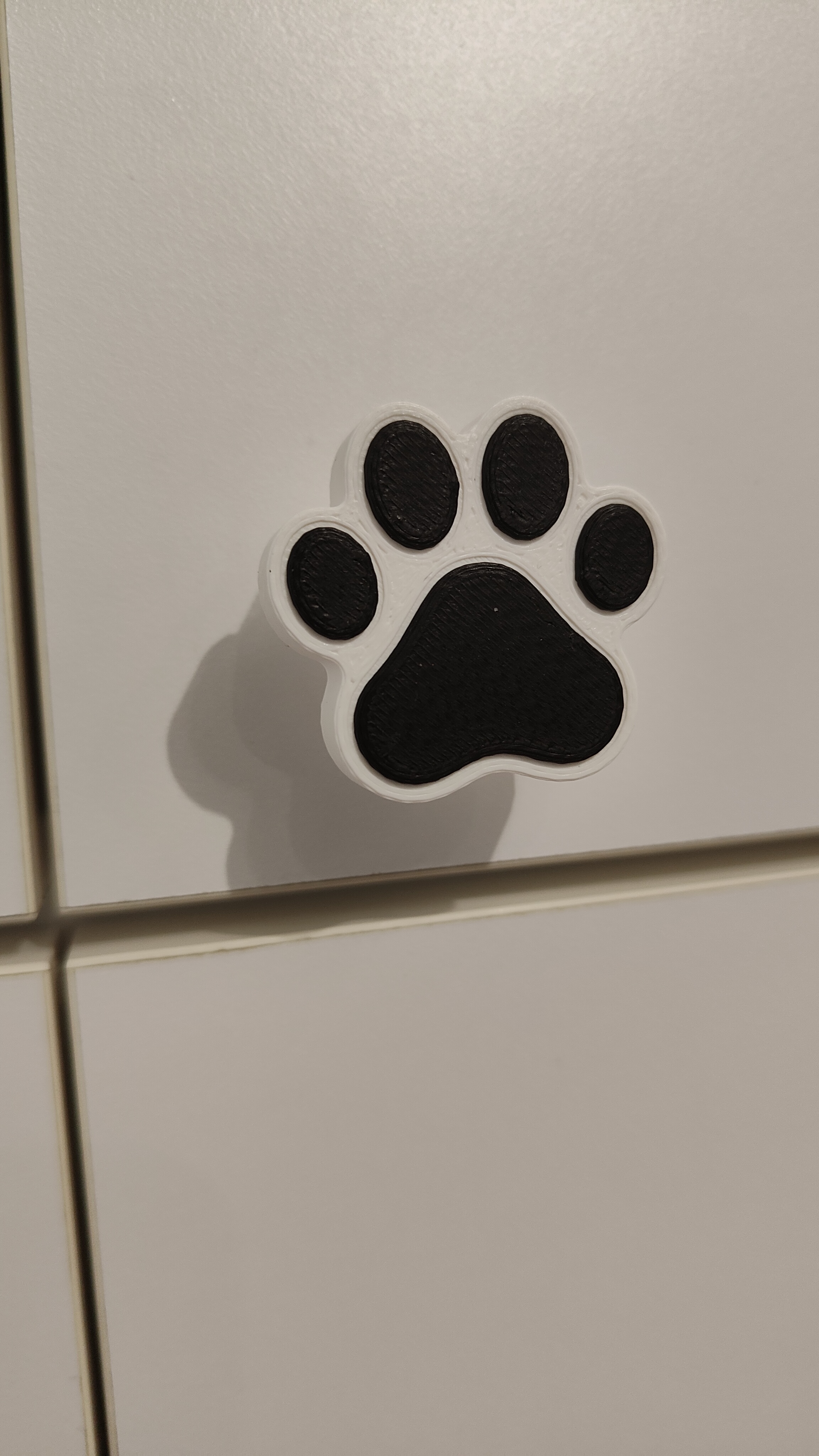 Paw wardrobe/drawer handle