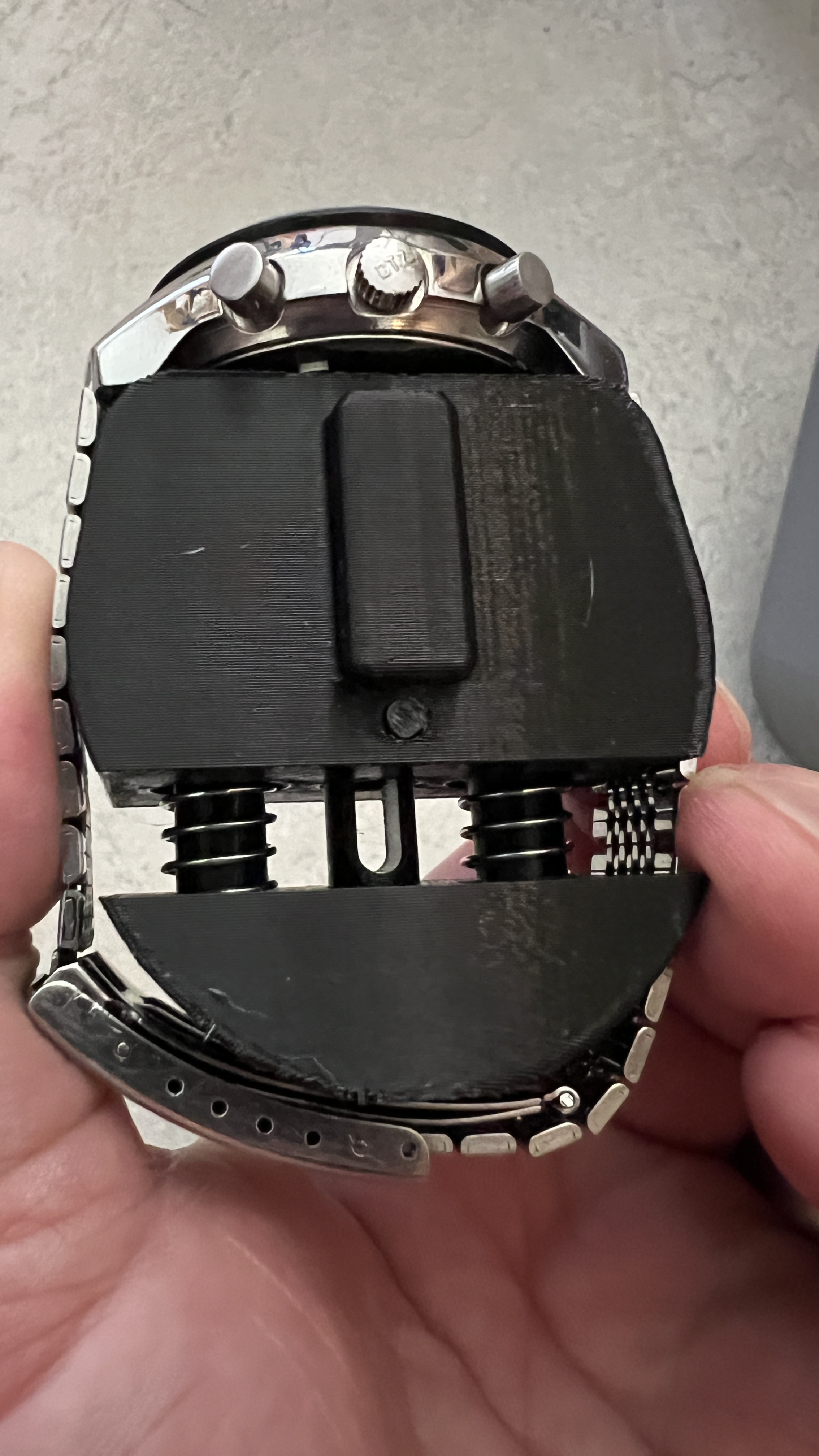 Quad watch winder - Modified plug for larger/metal bands
