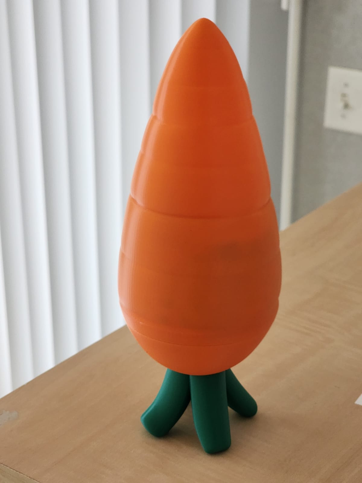 Miniatura 5 do modelo 3D Carrot Container