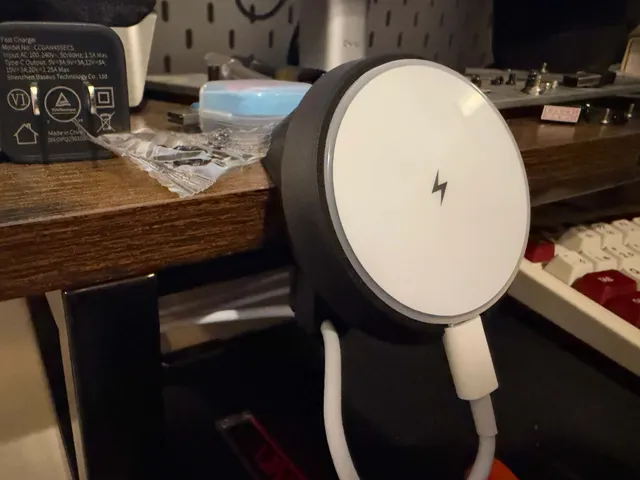 Magsafe 60mm clamp charger