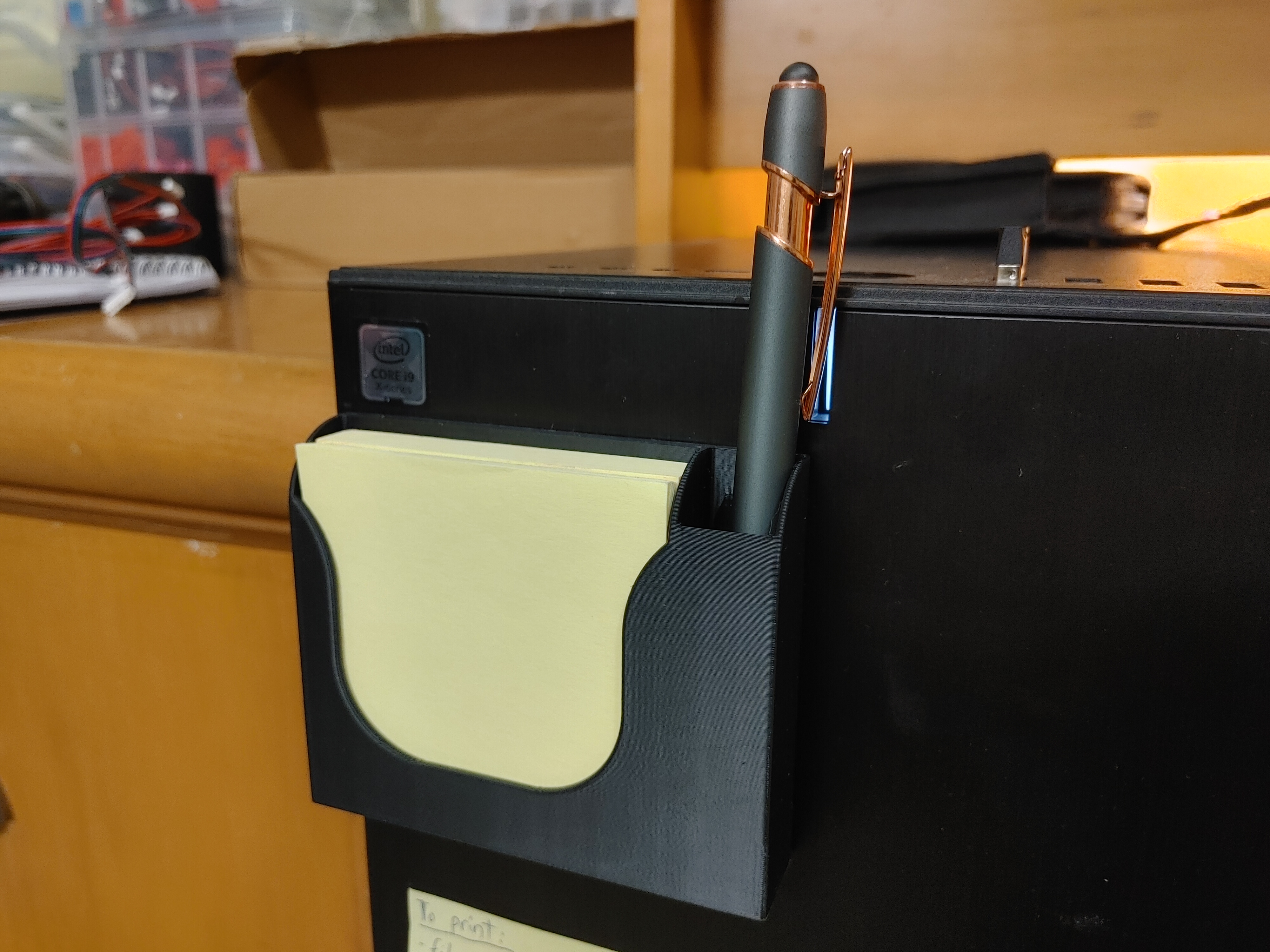 Post-it Wall mount