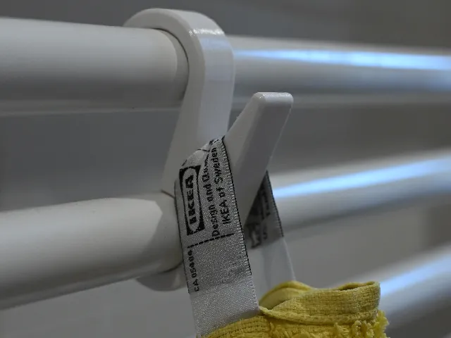 Snap-on Hook / Holder for Bathroom Radiator