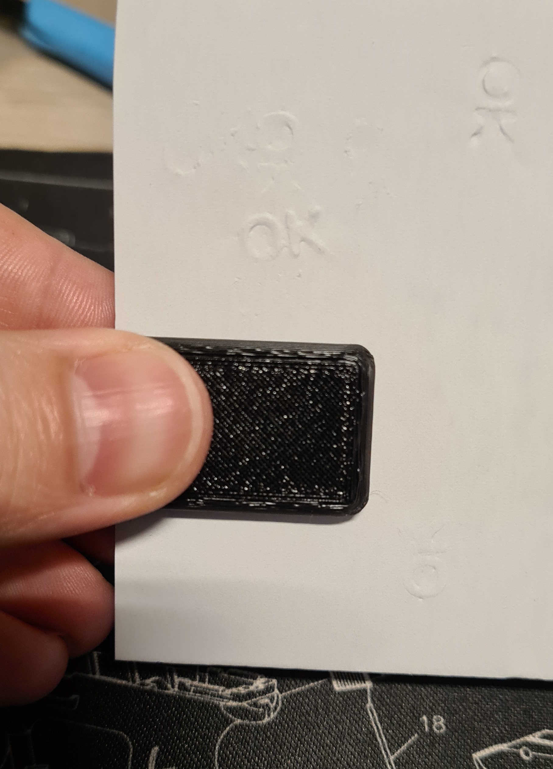 Stamp using customizable shape printing - Tampon par impression de forme