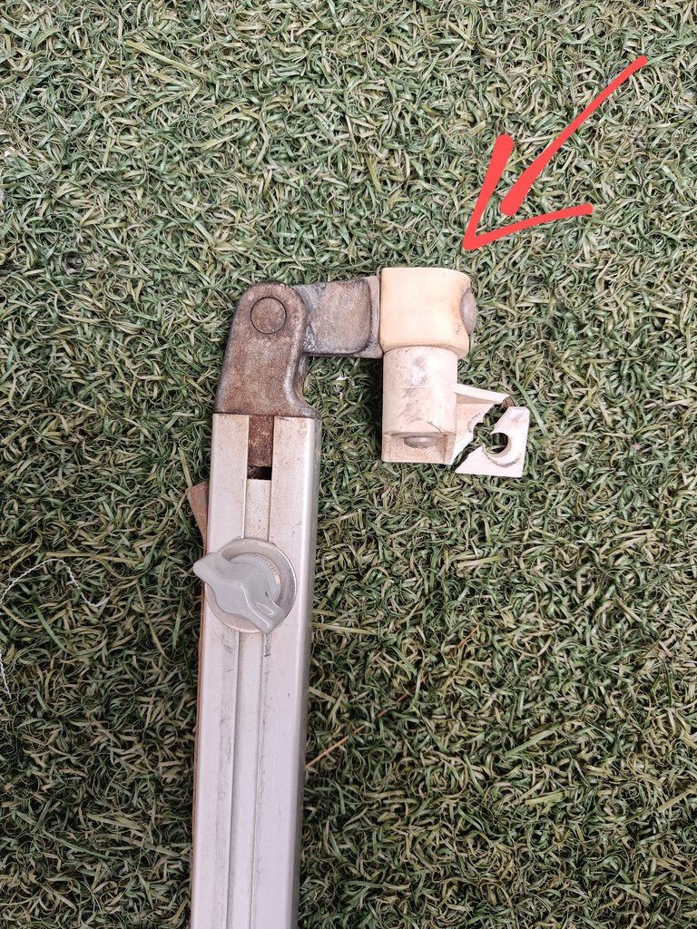 Fiamma F45 Corner Pole mount replacement part (right and left)