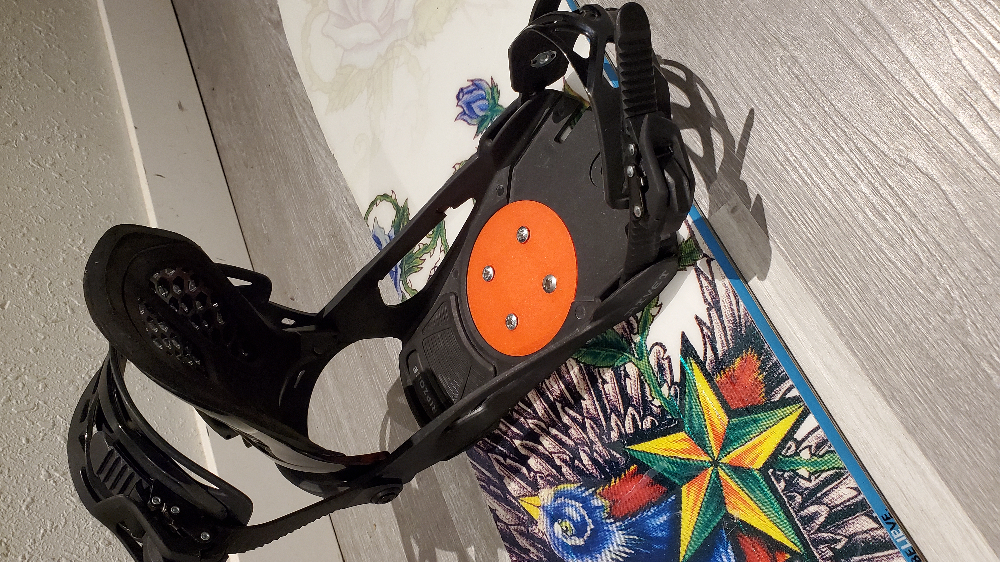 Snowboard bindings Disk