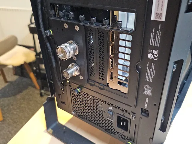 Frame 4000 / 5000 / Warthog Quick Disconnect PCIe bracket mount