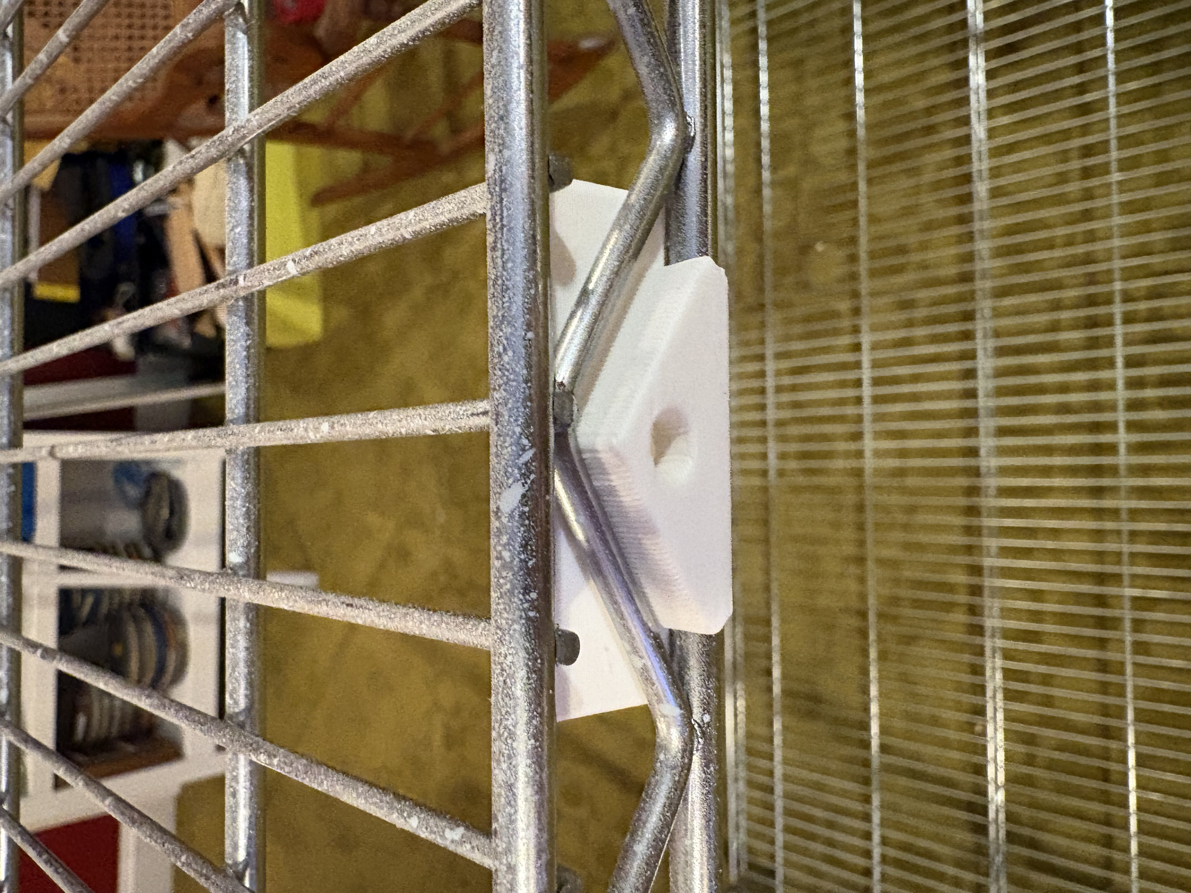 Plywood Hanging bracket for Wire Rack Shelves