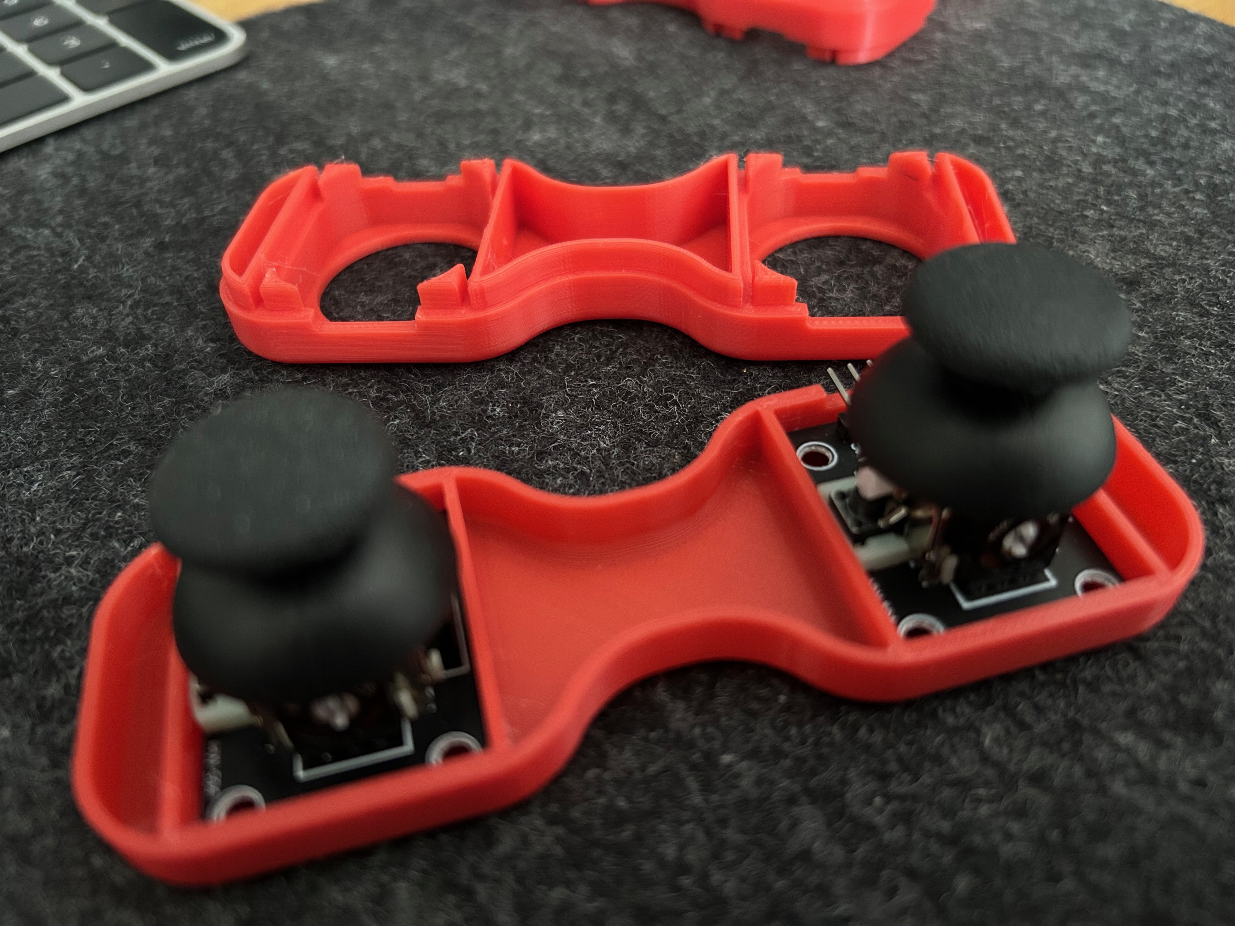 PS2 joysticks case — miniatura 3