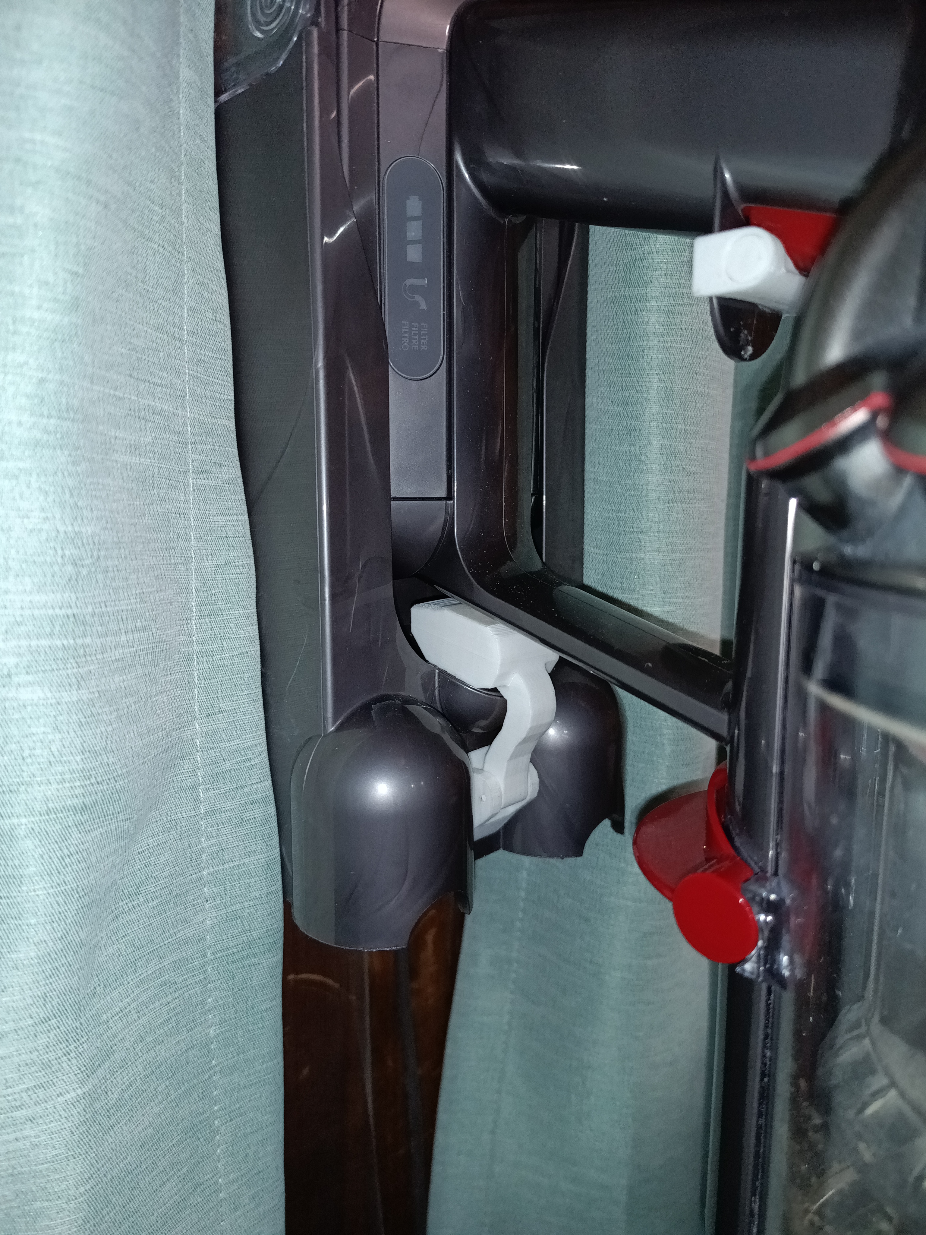 Dyson v10 Wall Dock DC Plug Cover